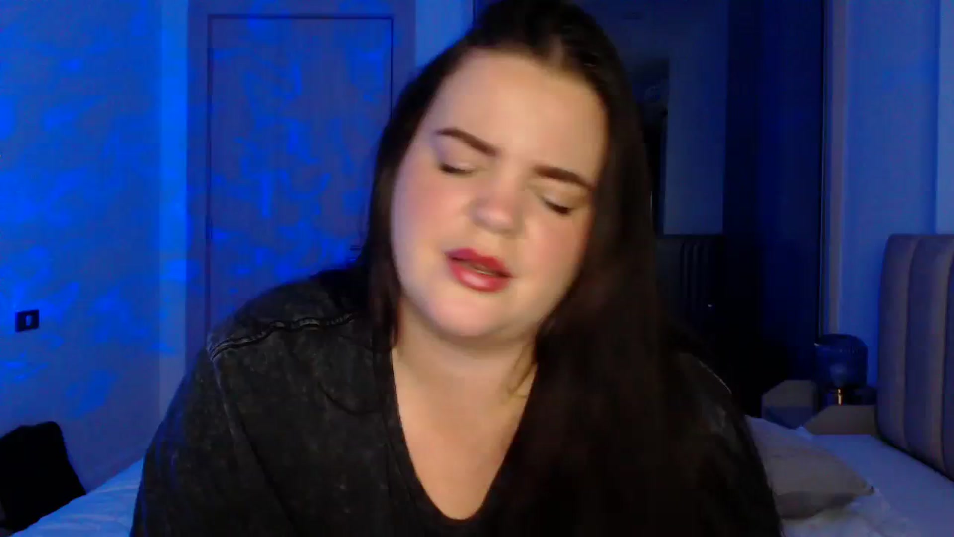 Gallery image thumbnail from Kaitlyn_xox's myfreecams stream on, 10/09/2023, 13:59 image 1 of 20