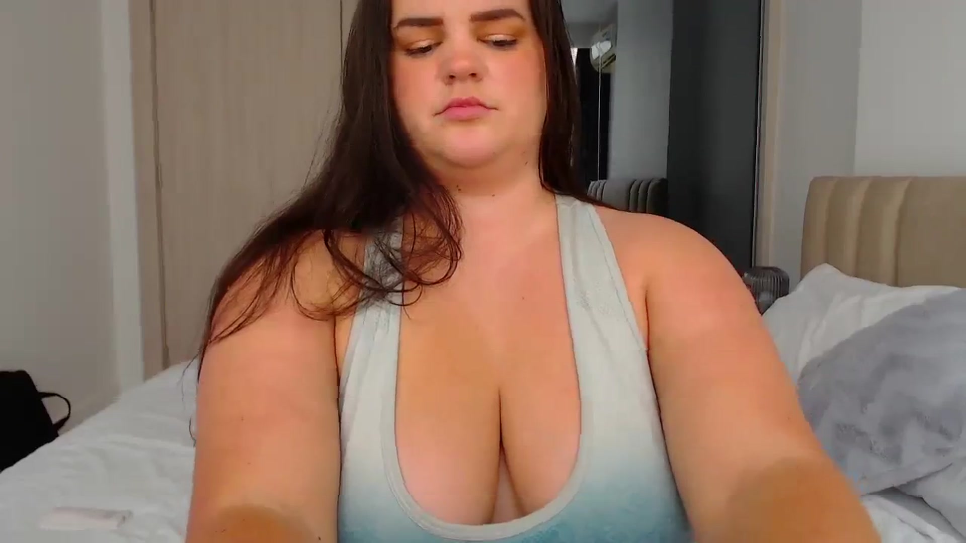 Gallery image thumbnail from Kaitlyn_xox's myfreecams stream on, 10/10/2023, 10:02 image 15 of 20