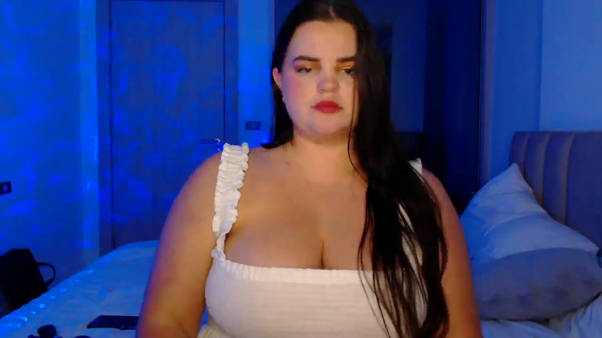 Gallery image thumbnail from Kaitlyn_xox's myfreecams stream on, 10/11/2023, 13:56 image 6 of 20