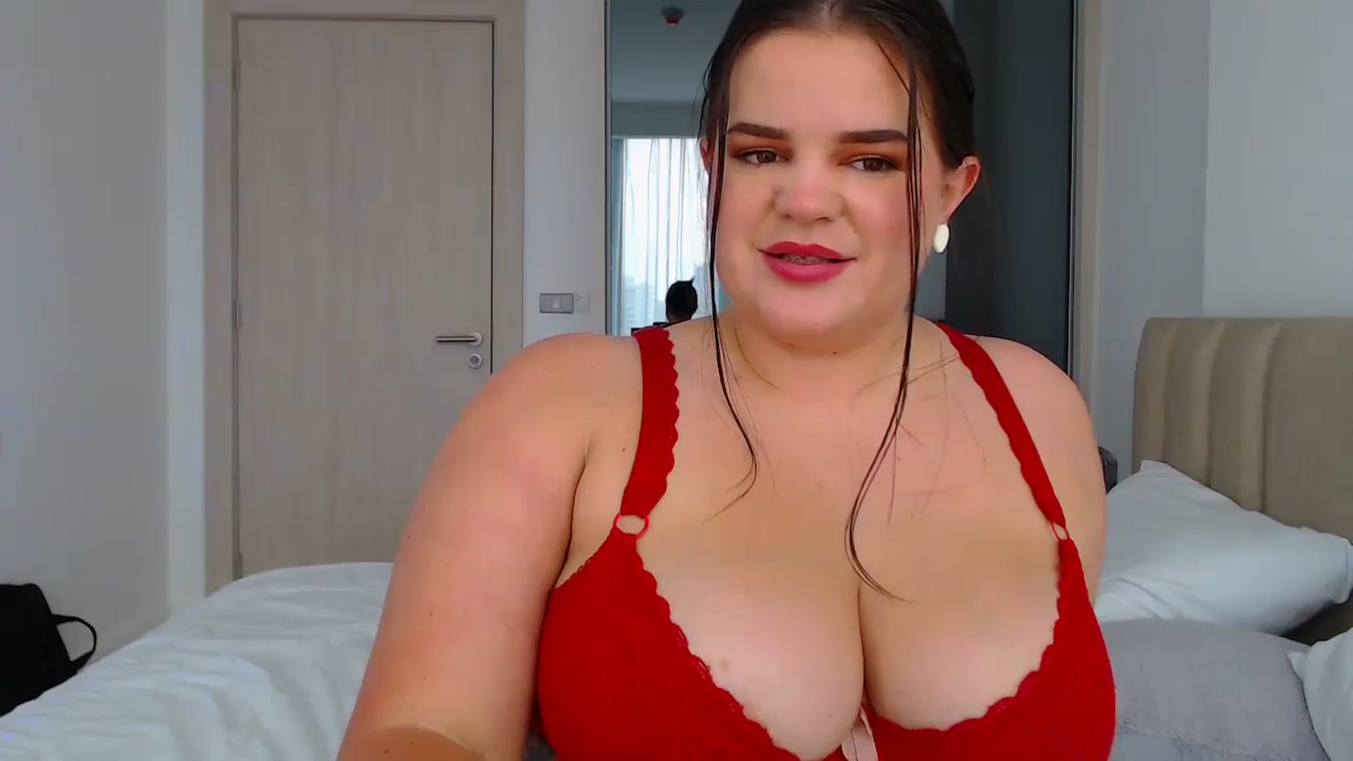 Gallery image thumbnail from Kaitlyn_xox's myfreecams stream on, 10/12/2023, 08:22 image 13 of 20