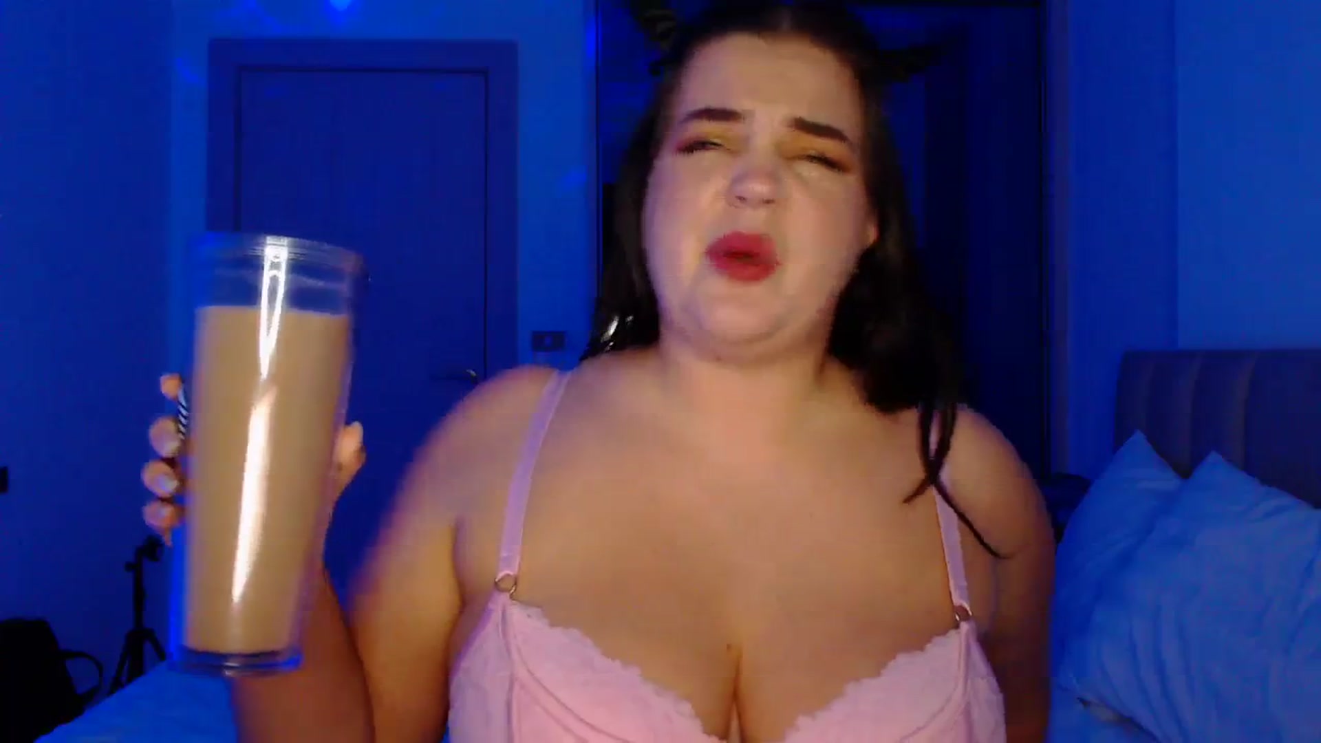 Gallery image thumbnail from Kaitlyn_xox's myfreecams stream on, 10/13/2023, 13:55 image 15 of 20