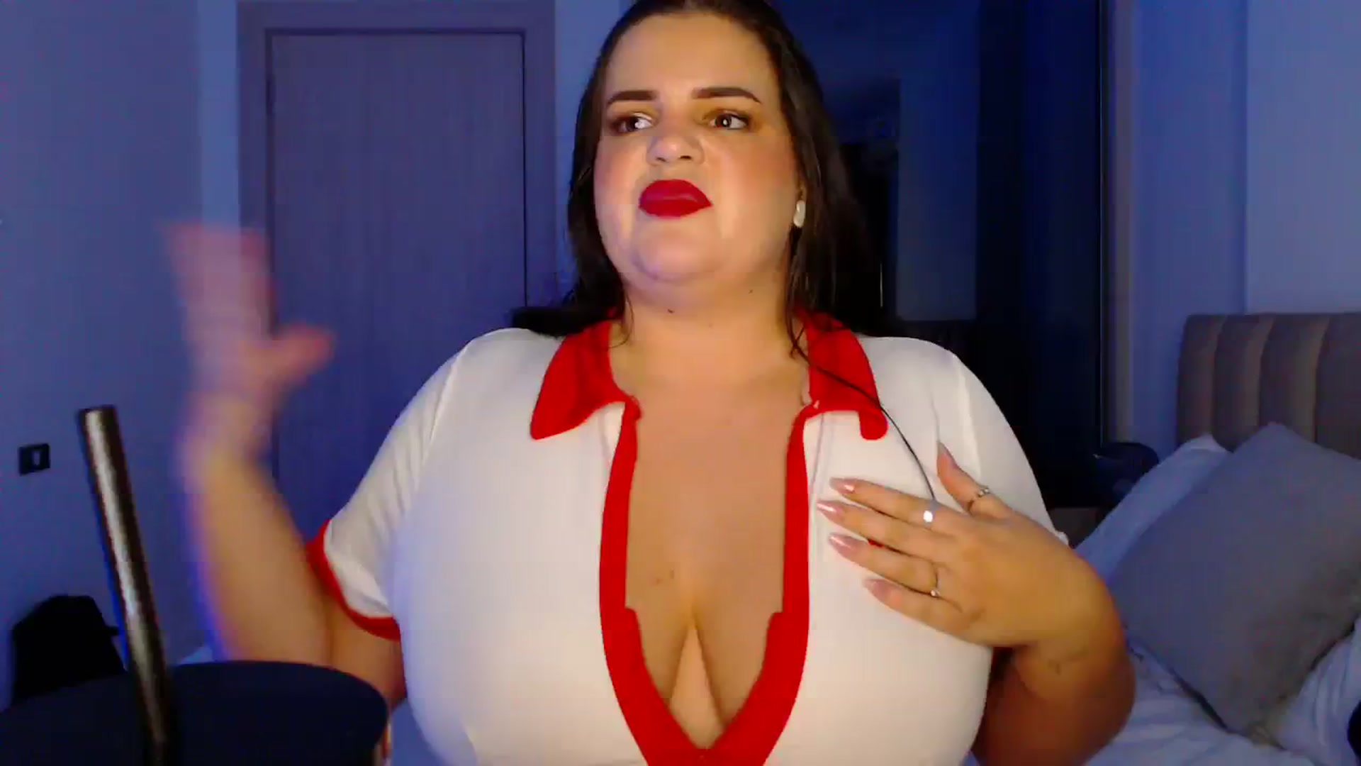 Gallery image thumbnail from Kaitlyn_xox's myfreecams stream on, 10/25/2023, 13:25 image 4 of 20