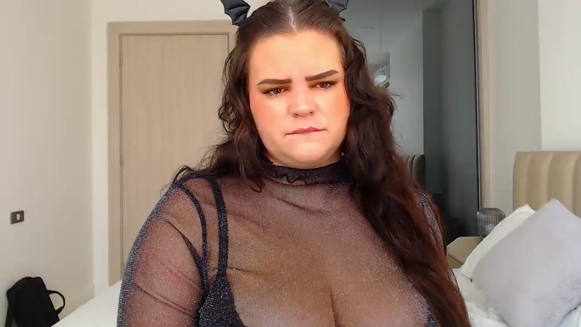 Gallery image thumbnail from Kaitlyn_xox's myfreecams stream on, 10/26/2023, 09:49 image 1 of 20