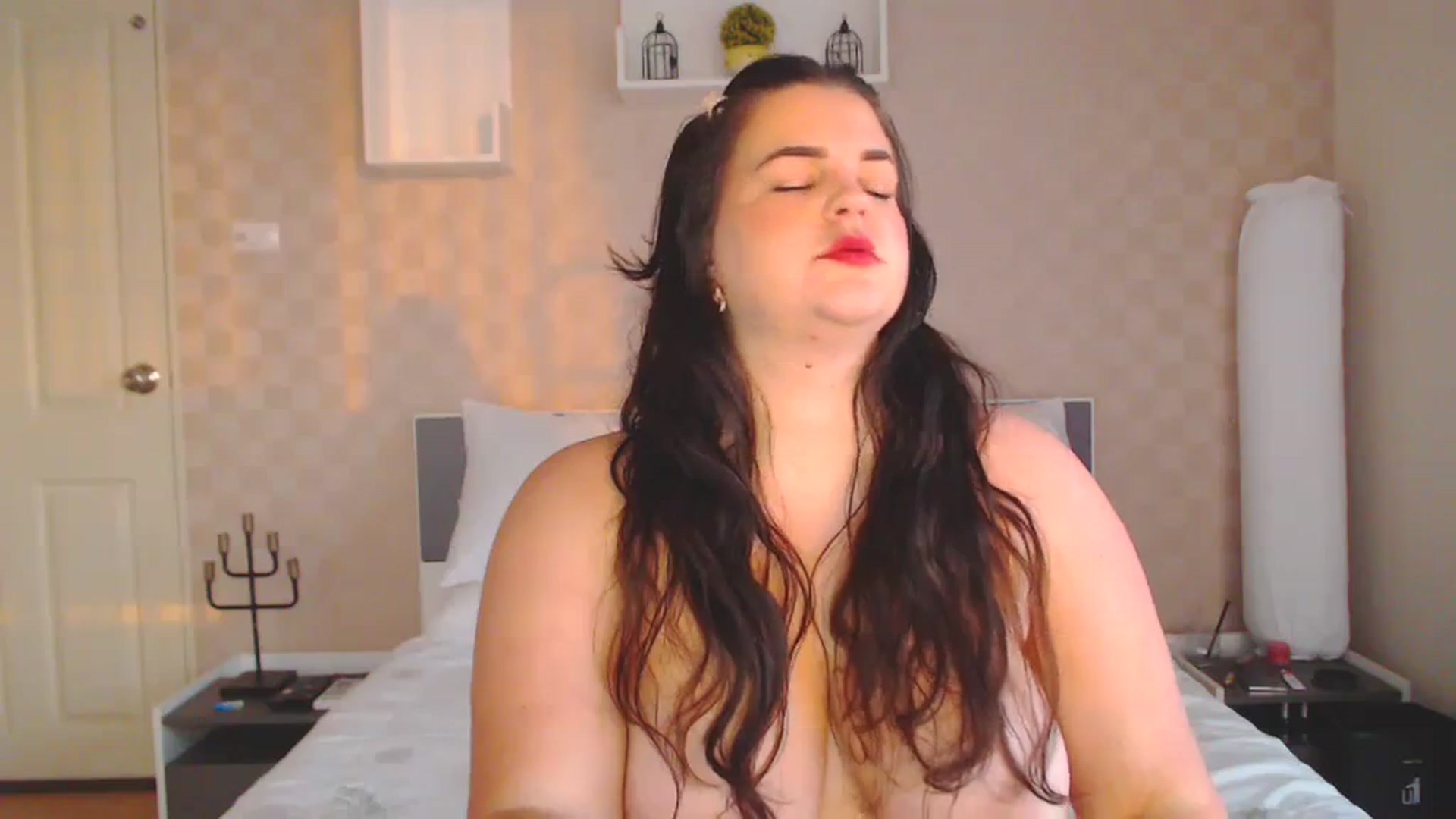 Gallery image thumbnail from Kaitlyn_xox's myfreecams stream on, 11/09/2023, 10:52 image 13 of 20