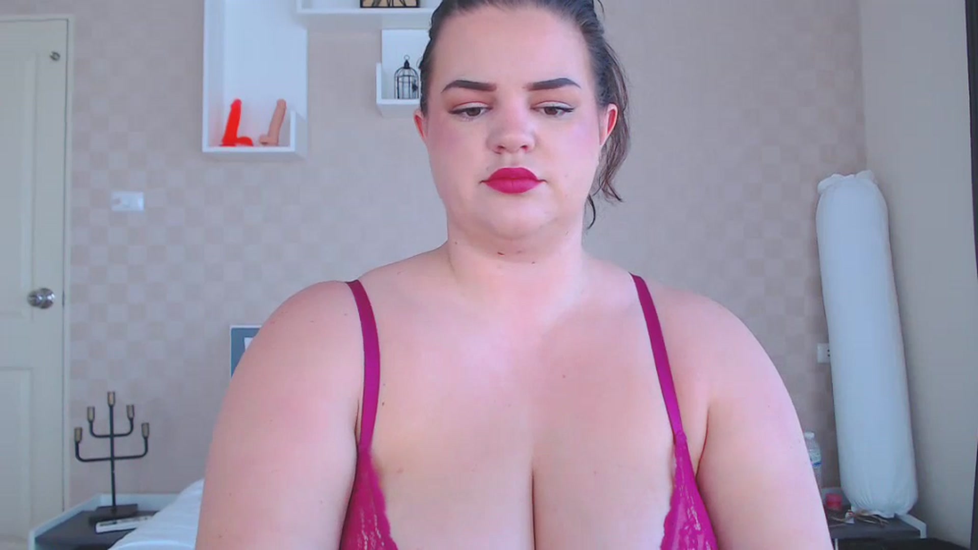 Gallery image thumbnail from Kaitlyn_xox's myfreecams stream on, 11/13/2023, 09:40 image 5 of 20