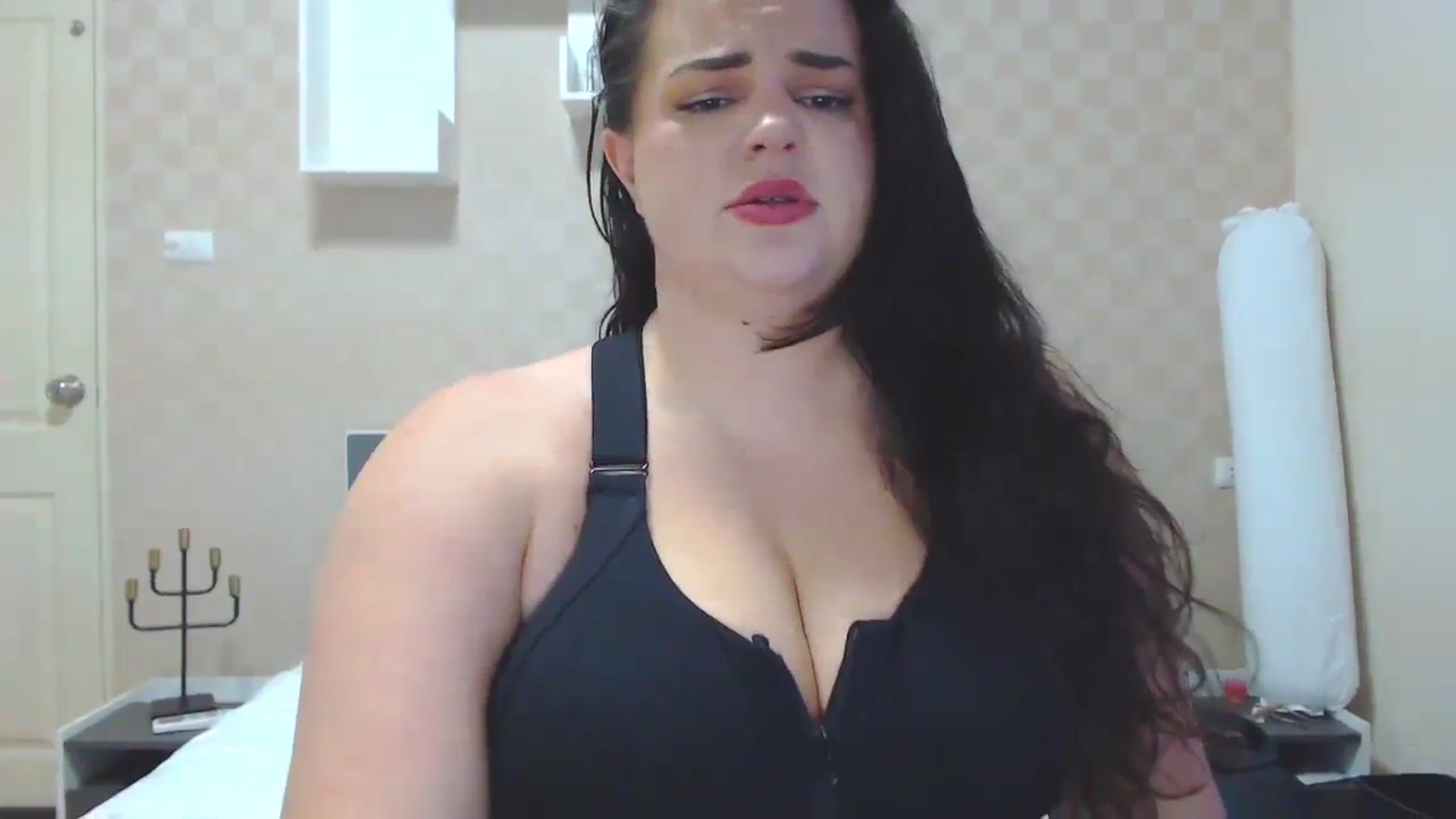 Gallery image thumbnail from Kaitlyn_xox's myfreecams stream on, 11/13/2023, 11:09 image 2 of 20