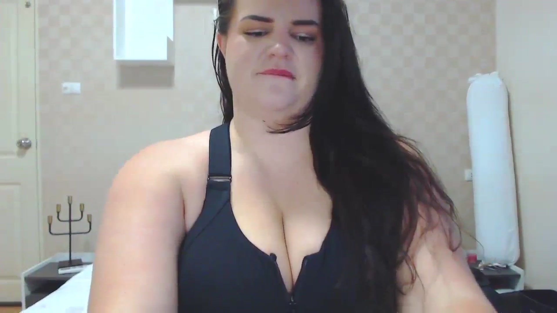 Gallery image thumbnail from Kaitlyn_xox's myfreecams stream on, 11/13/2023, 11:09 image 3 of 20