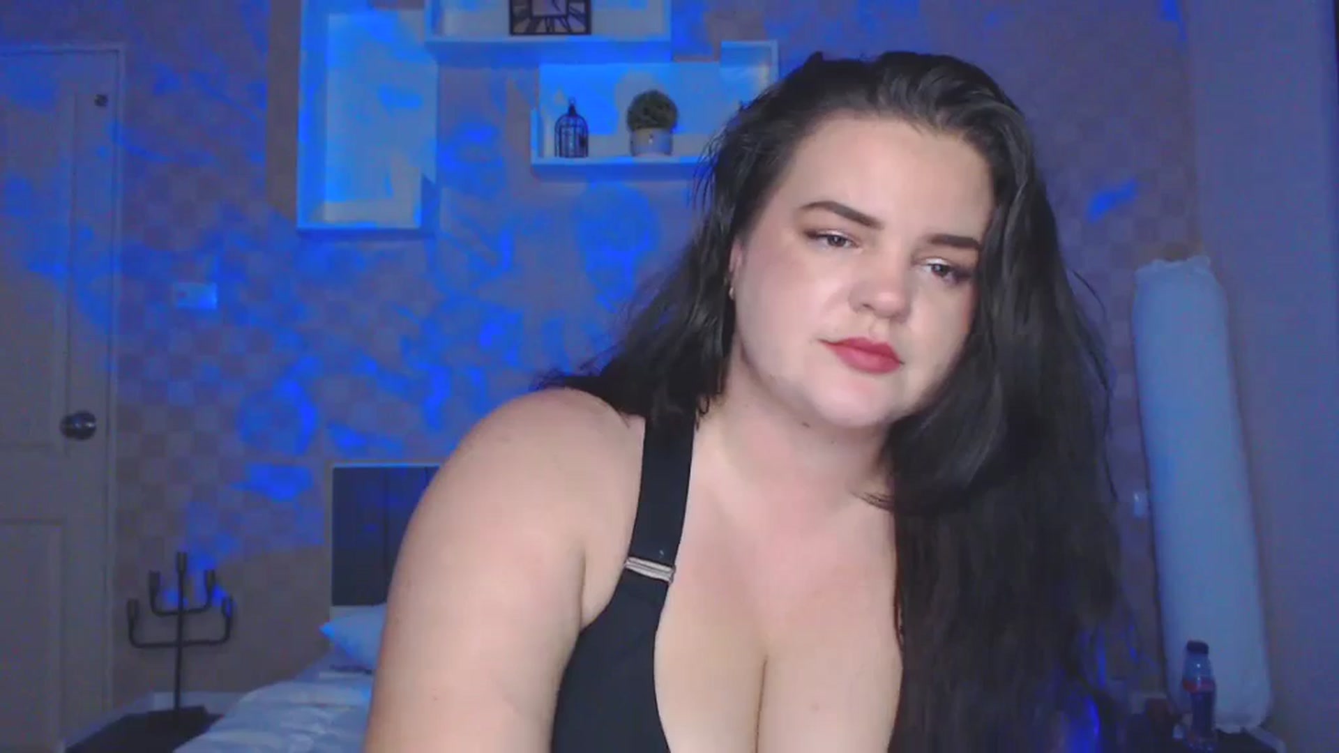 Gallery image thumbnail from Kaitlyn_xox's myfreecams stream on, 11/13/2023, 14:48 image 6 of 20