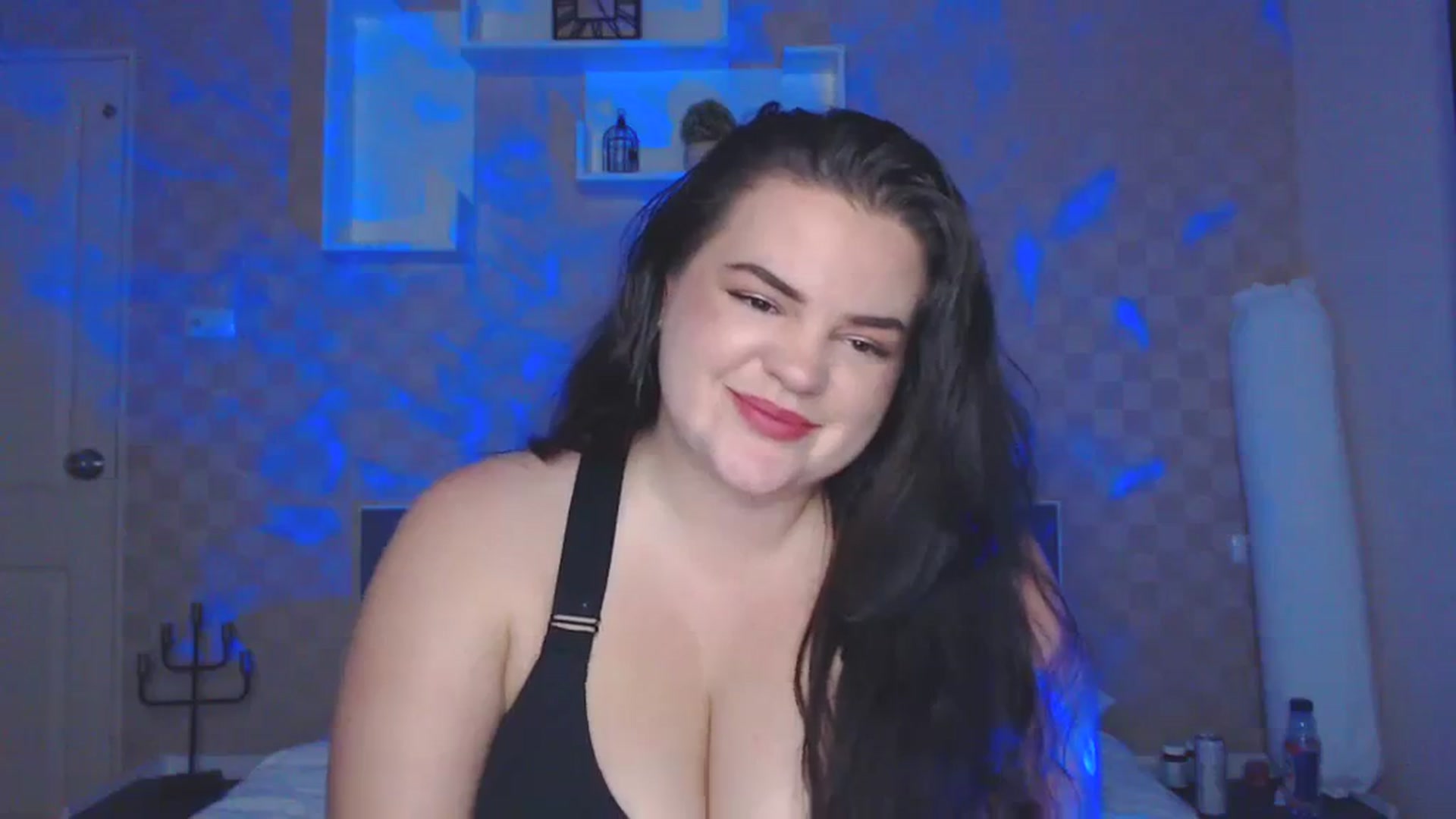 Gallery image thumbnail from Kaitlyn_xox's myfreecams stream on, 11/13/2023, 14:48 image 8 of 20