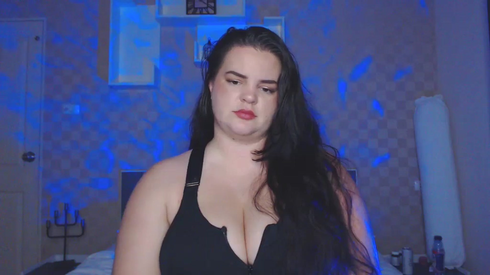 Gallery image thumbnail from Kaitlyn_xox's myfreecams stream on, 11/13/2023, 14:48 image 2 of 20
