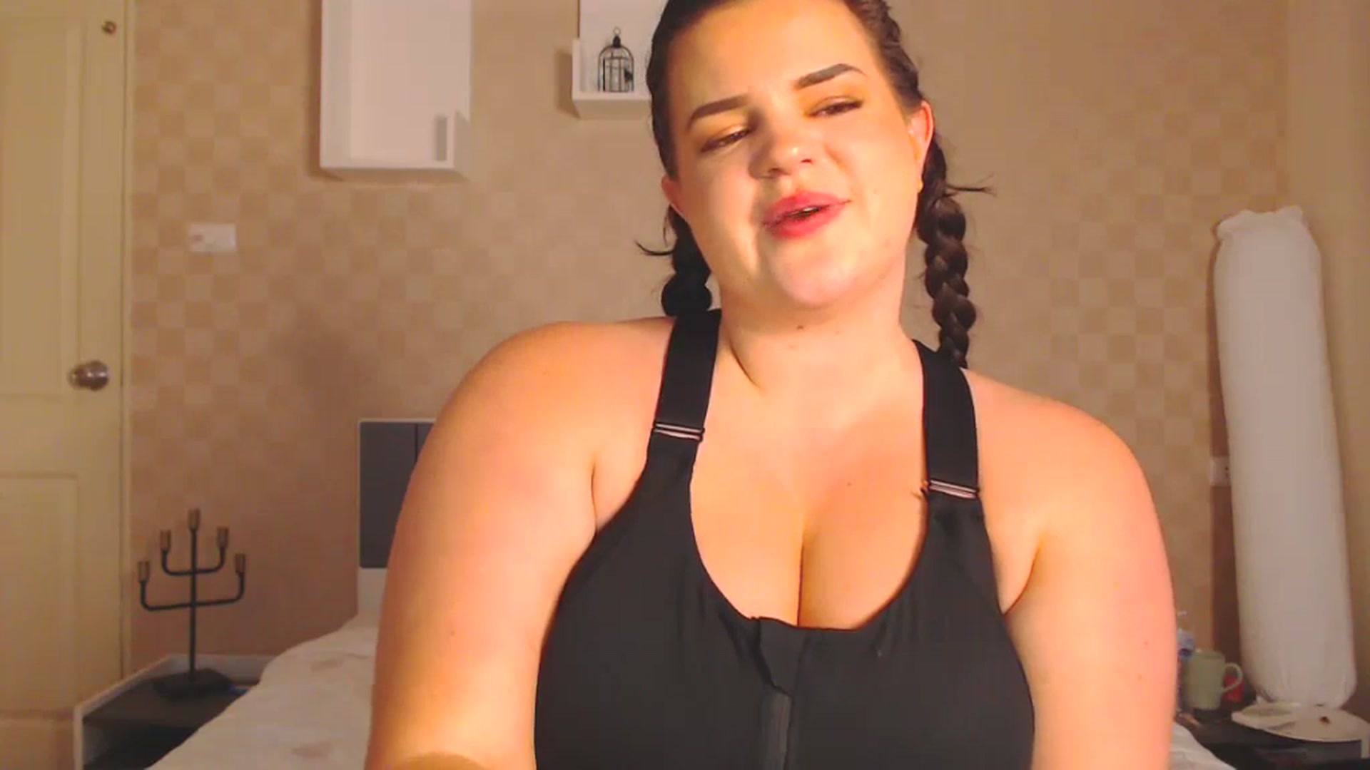 Gallery image thumbnail from Kaitlyn_xox's myfreecams stream on, 11/15/2023, 12:04 image 2 of 20