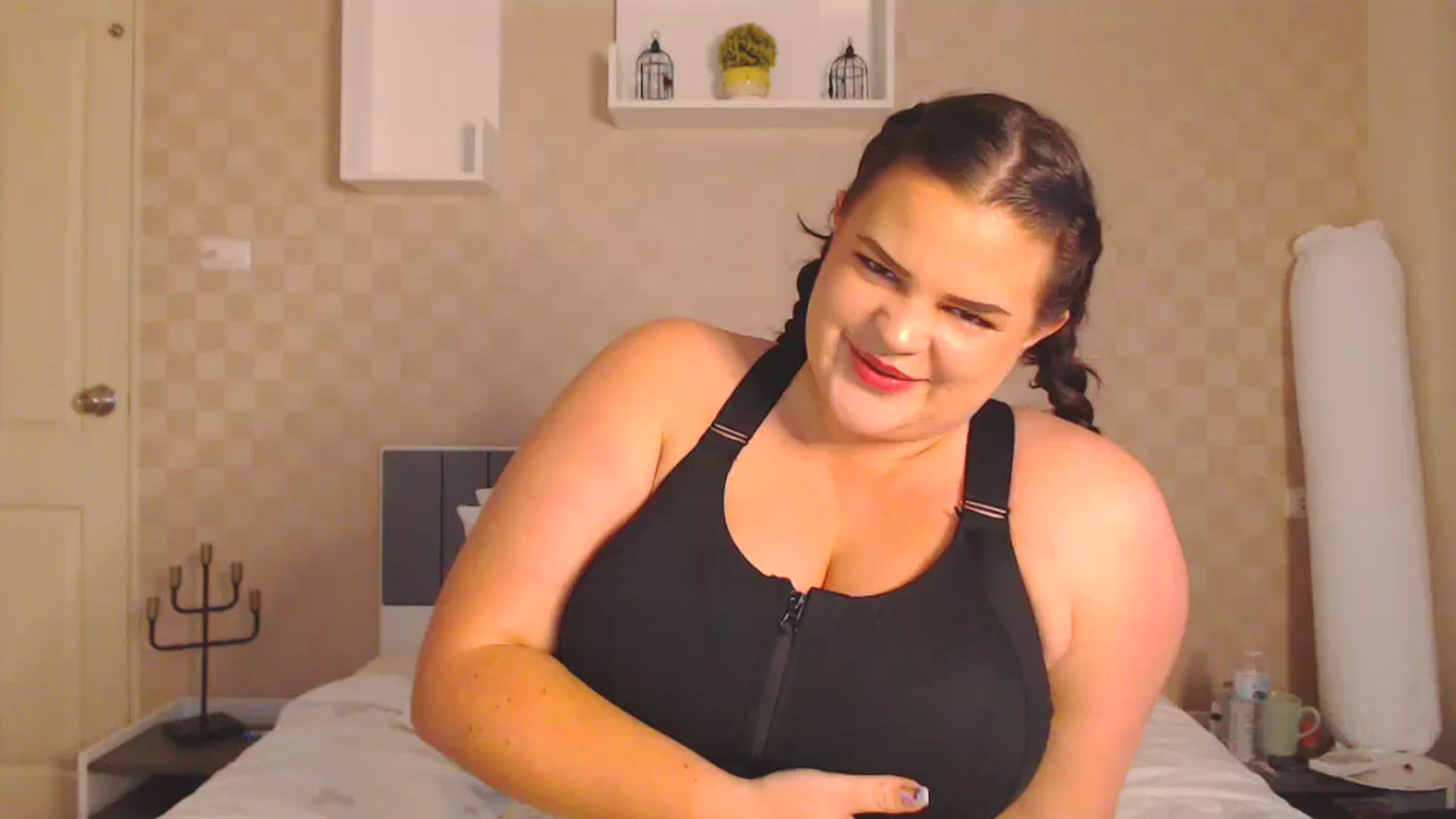 Gallery image thumbnail from Kaitlyn_xox's myfreecams stream on, 11/15/2023, 12:04 image 1 of 20