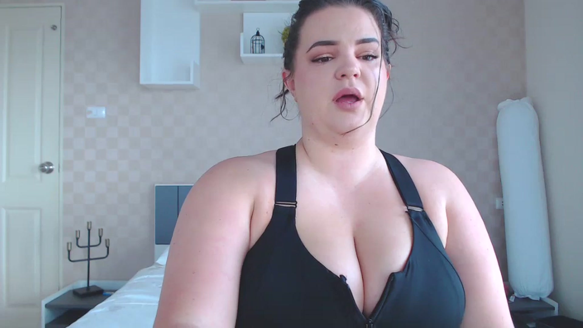 Gallery image thumbnail from Kaitlyn_xox's myfreecams stream on, 11/16/2023, 09:35 image 2 of 20
