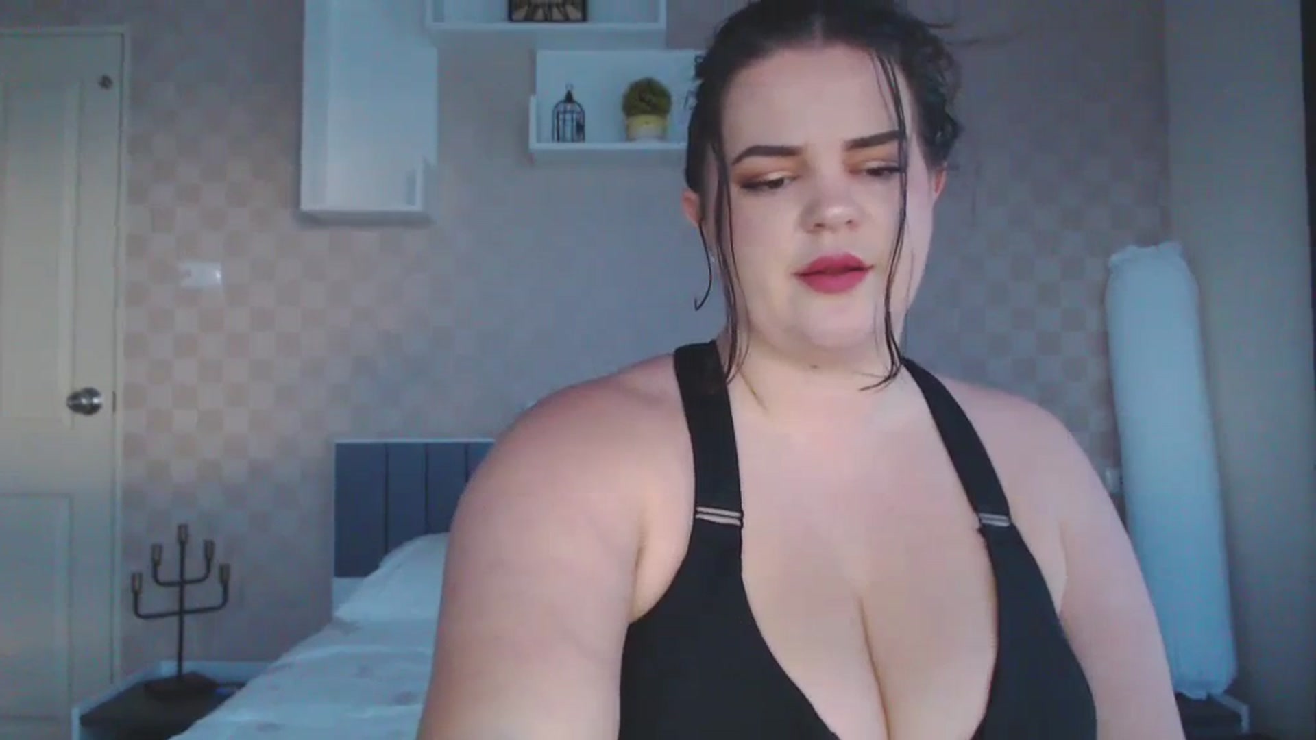 Gallery image thumbnail from Kaitlyn_xox's myfreecams stream on, 11/16/2023, 10:57 image 8 of 20
