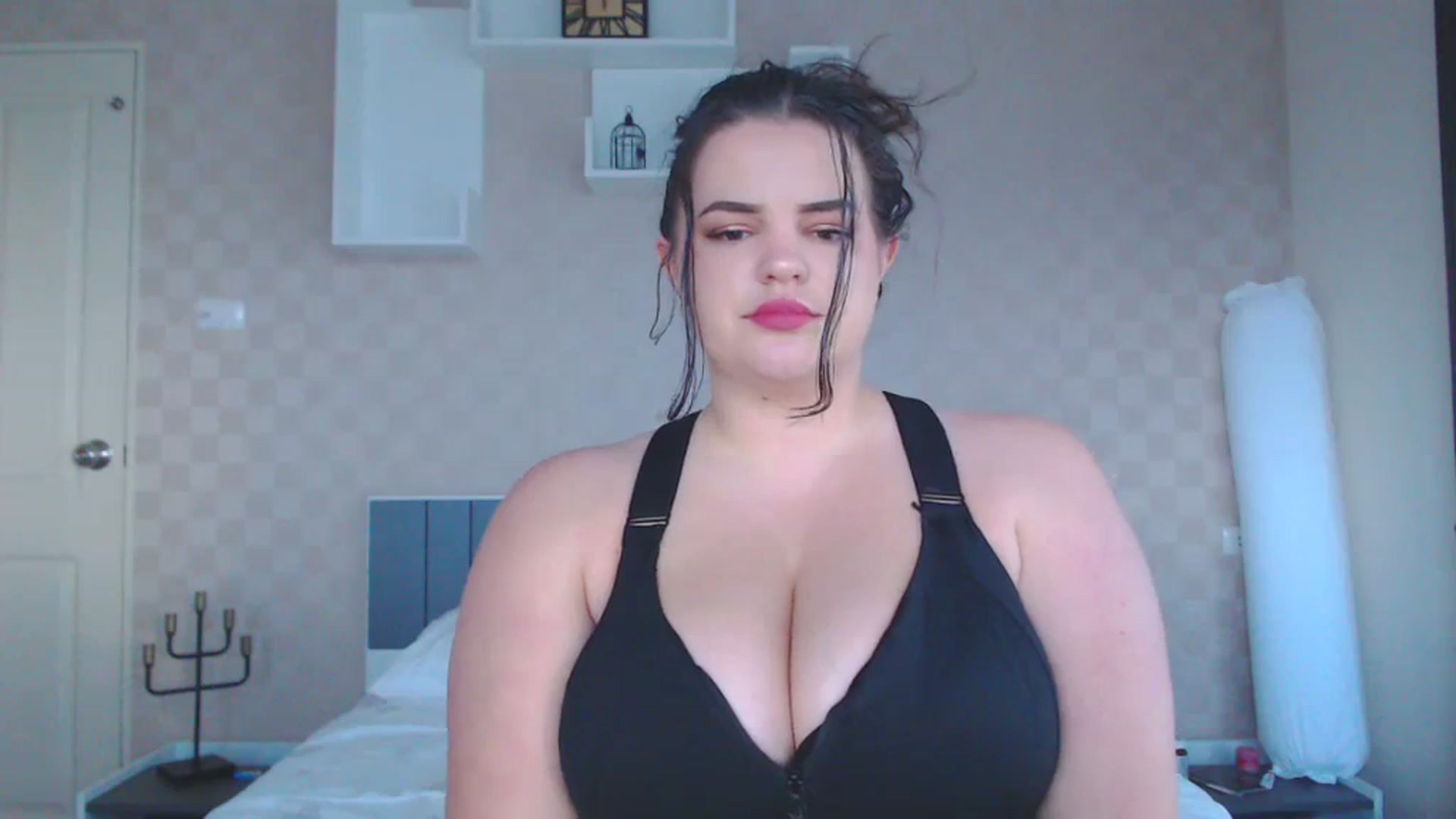 Gallery image thumbnail from Kaitlyn_xox's myfreecams stream on, 11/16/2023, 10:57 image 4 of 20