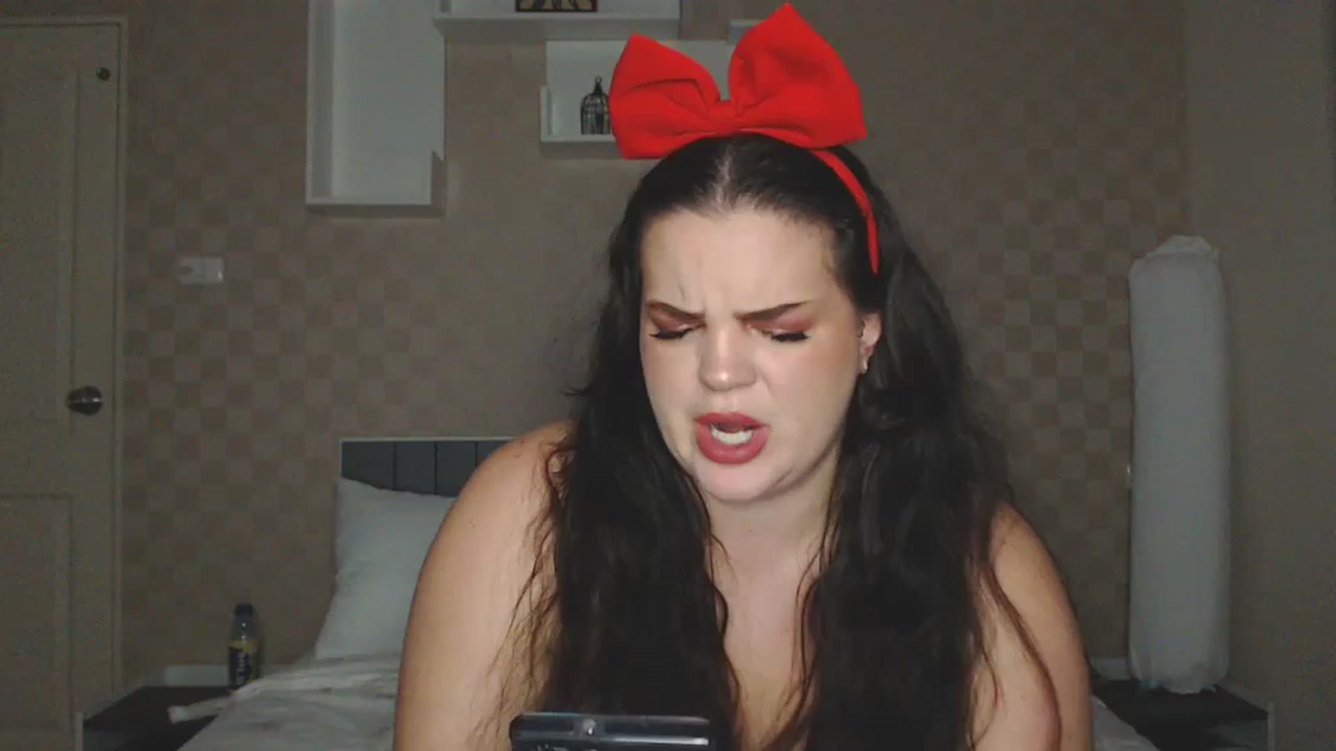 Gallery image thumbnail from Kaitlyn_xox's myfreecams stream on, 11/25/2023, 15:26 image 15 of 20