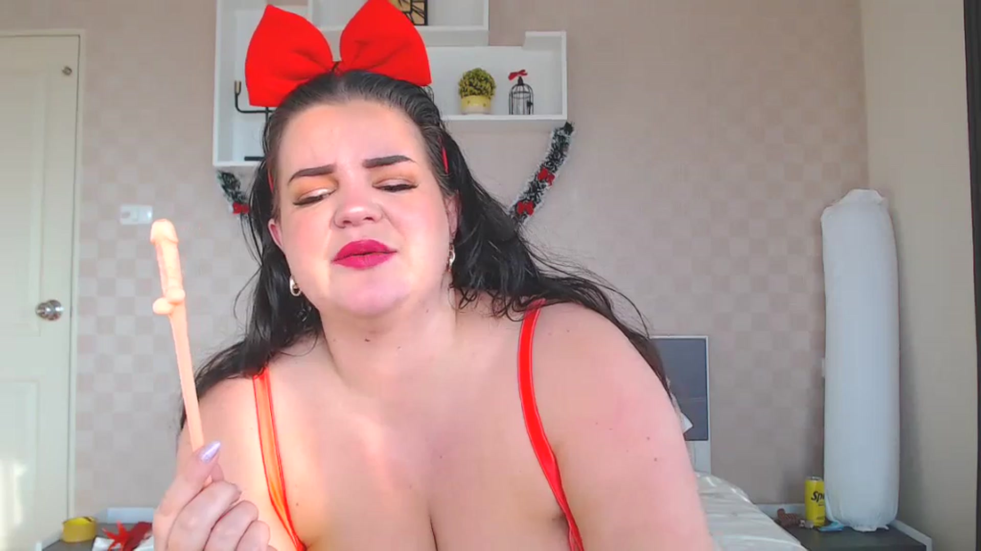 Gallery image thumbnail from Kaitlyn_xox's myfreecams stream on, 11/28/2023, 09:36 image 16 of 20