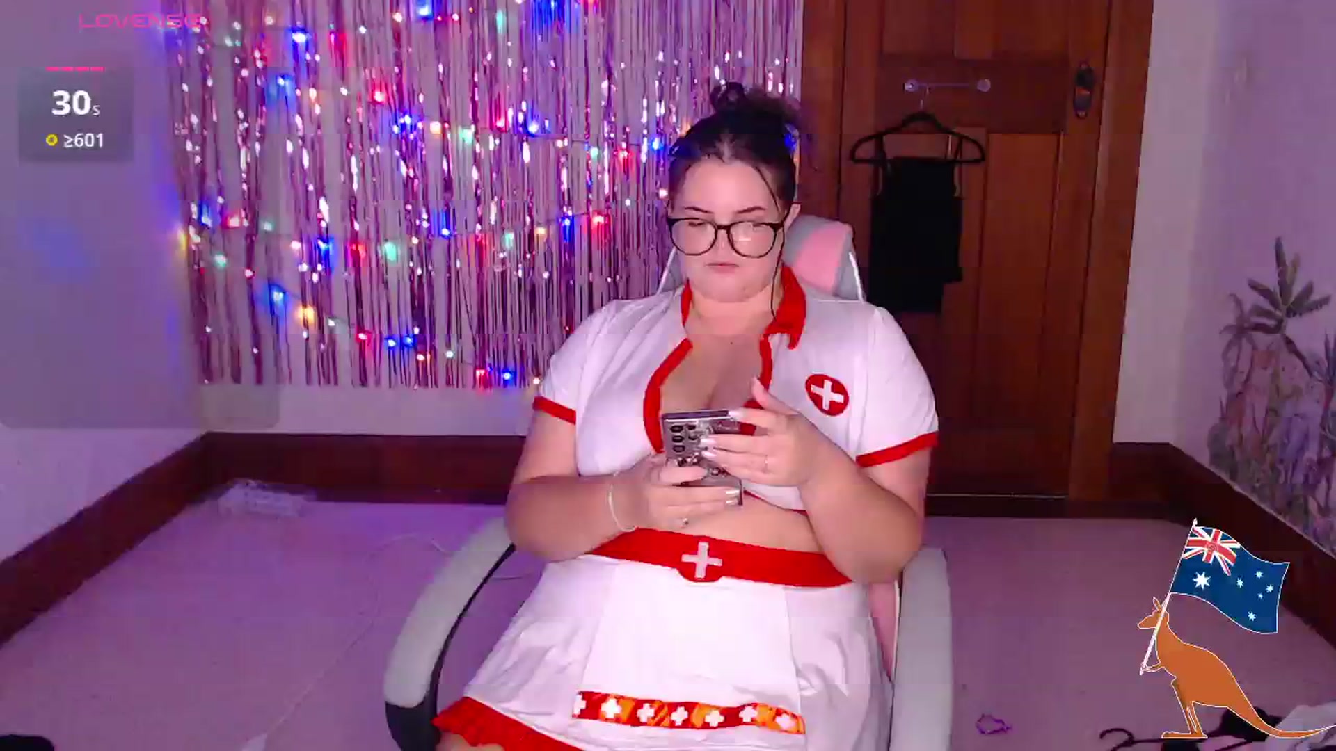 Gallery image thumbnail from Kaitlyn_xox's myfreecams stream on, 04/17/2025, 09:57 image 8 of 20