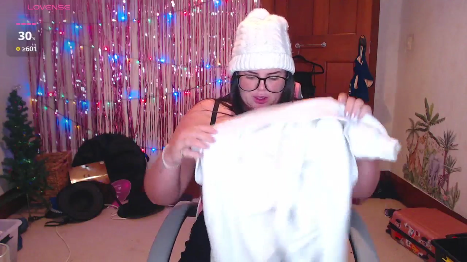 Gallery image thumbnail from Kaitlyn_xox's myfreecams stream on, 05/03/2025, 09:31 image 4 of 20
