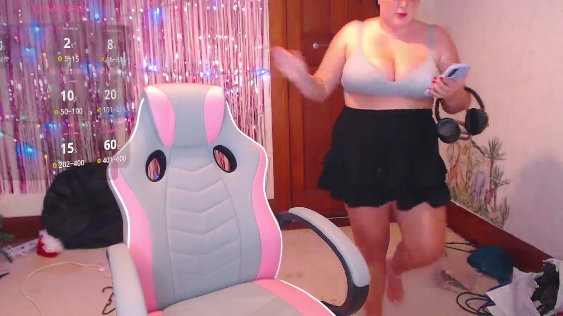 Gallery image thumbnail from Kaitlyn_xox's myfreecams stream on, 05/13/2025, 10:16 image 16 of 20