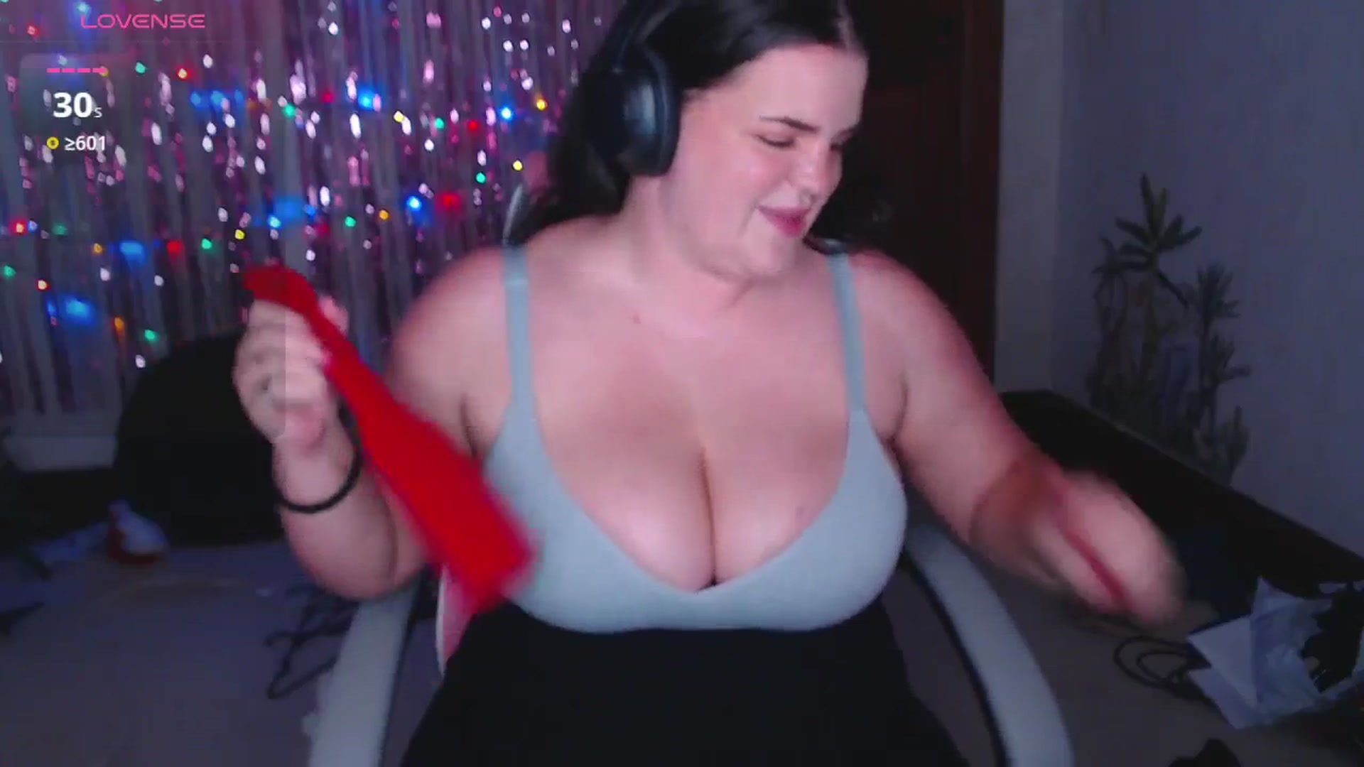 Gallery image thumbnail from Kaitlyn_xox's myfreecams stream on, 05/13/2025, 13:06 image 5 of 20