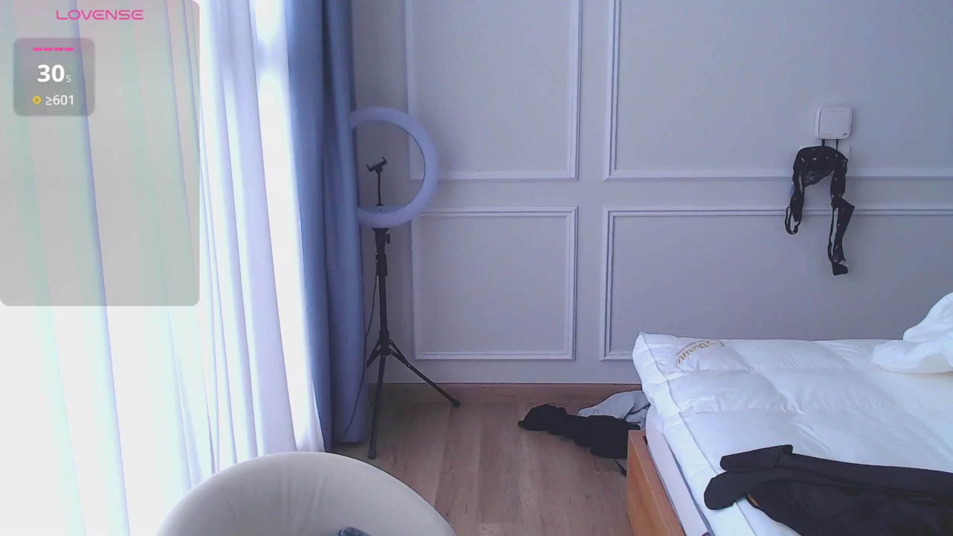 Gallery image thumbnail from Kaitlyn_xox's myfreecams stream on, 12/28/2025, 09:47 image 1 of 20