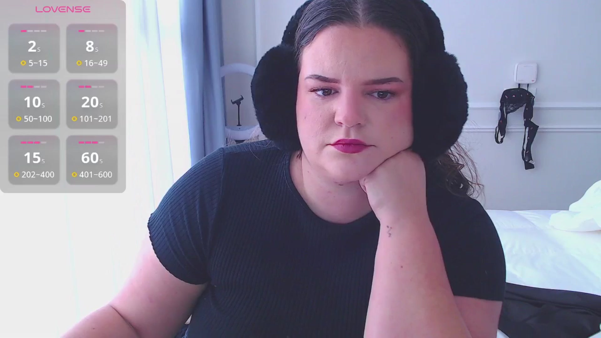 Gallery image thumbnail from Kaitlyn_xox's myfreecams stream on, 12/28/2025, 09:47 image 14 of 20