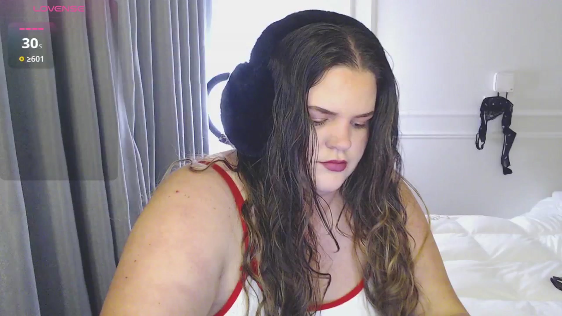 Gallery image thumbnail from Kaitlyn_xox's myfreecams stream on, 12/28/2025, 15:26 image 7 of 20