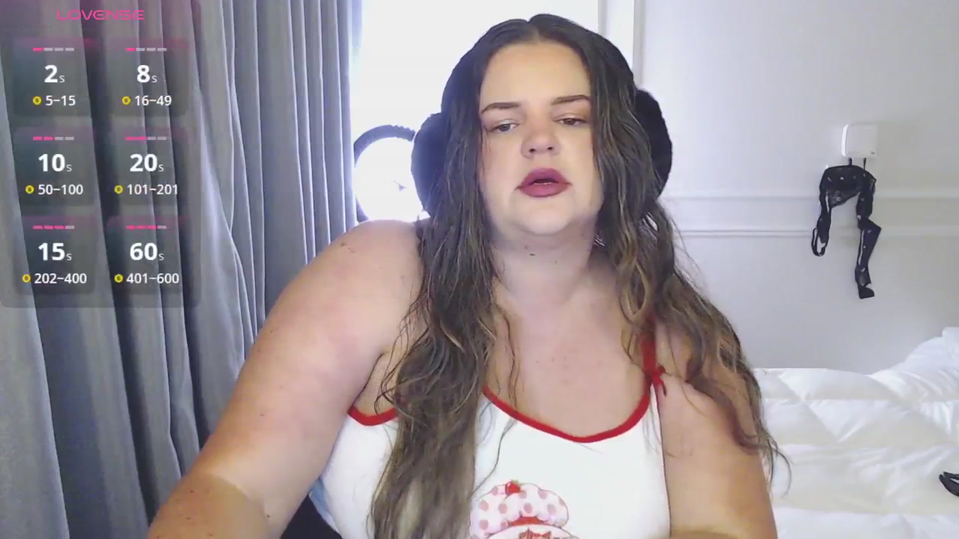 Gallery image thumbnail from Kaitlyn_xox's myfreecams stream on, 12/28/2025, 15:26 image 17 of 20