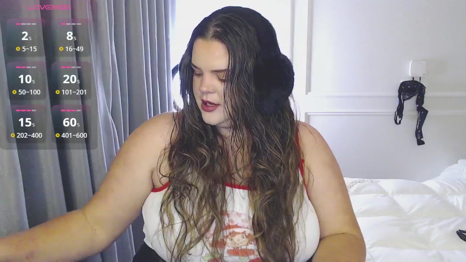 Gallery image thumbnail from Kaitlyn_xox's myfreecams stream on, 12/28/2025, 15:26 image 14 of 20