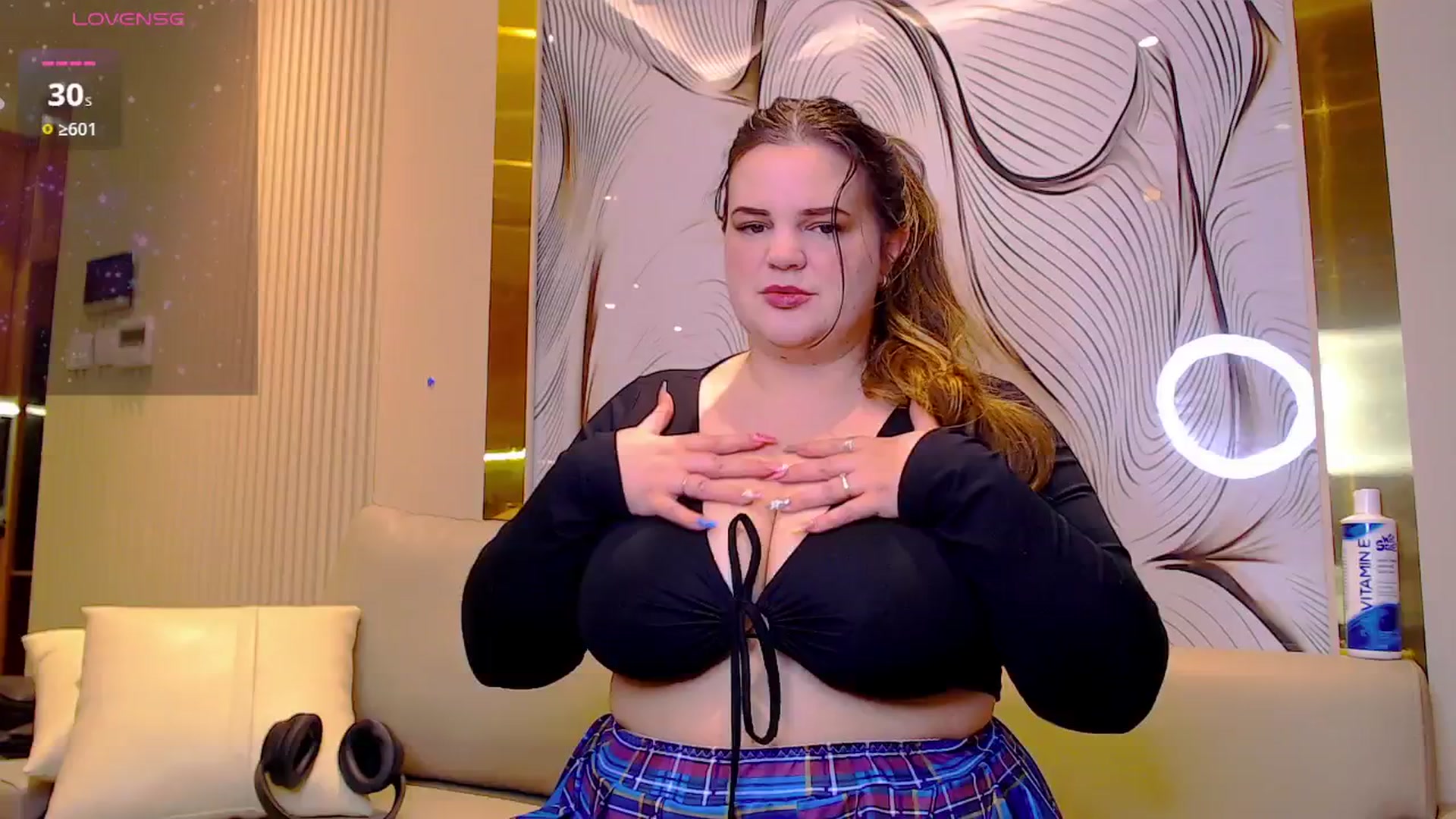 Gallery image thumbnail from Kaitlyn_xox's myfreecams stream on, 04/22/2026, 14:16 image 1 of 20