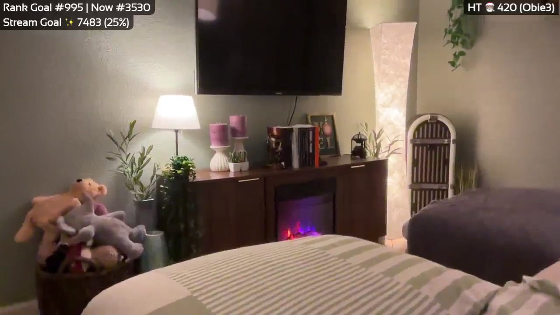 Gallery image thumbnail from Kaitlynnn's myfreecams stream on, 12/24/2025, 04:31 image 8 of 20