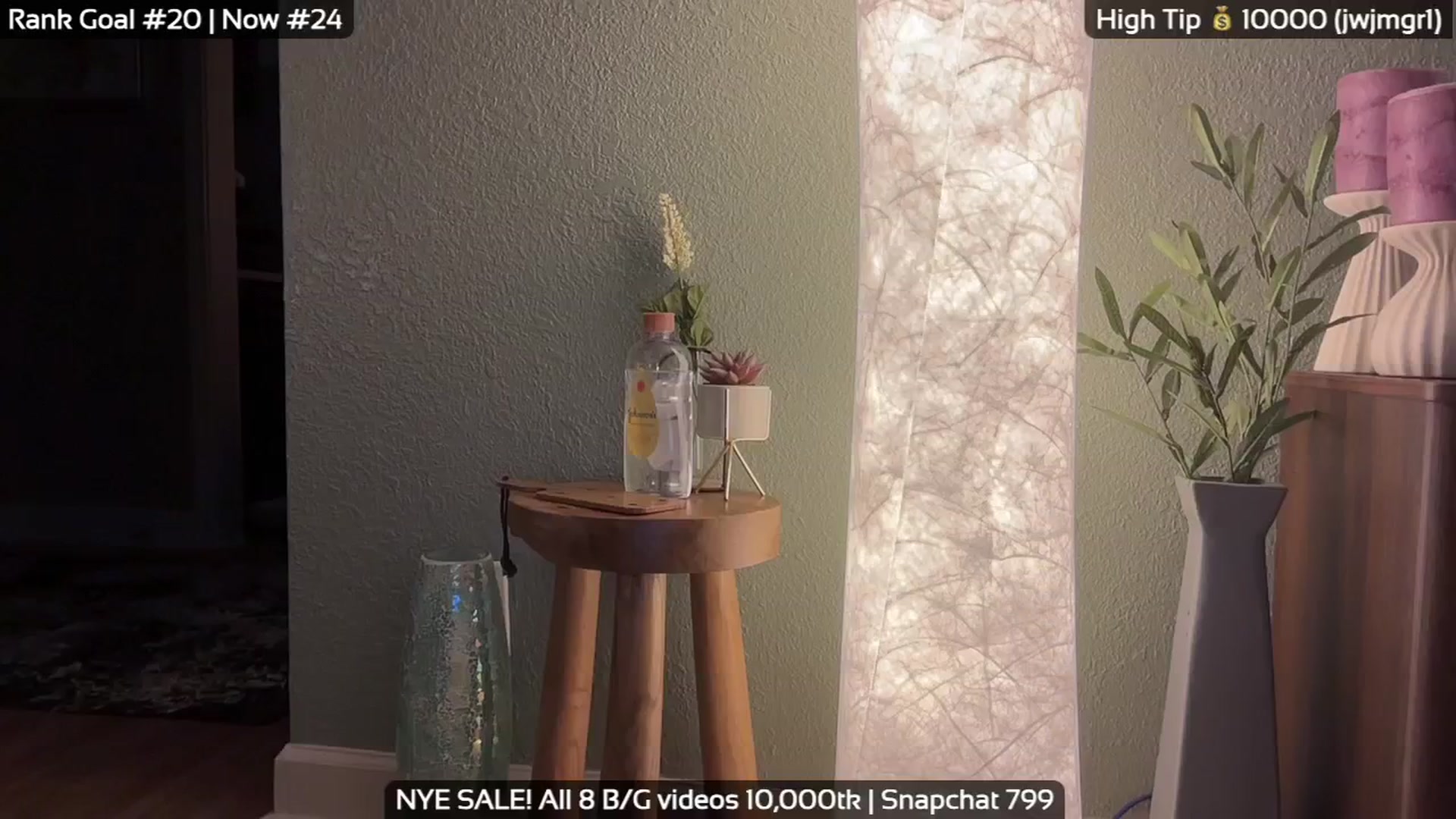 Gallery image thumbnail from Kaitlynnn's myfreecams stream on, 01/02/2026, 24:02 image 9 of 20