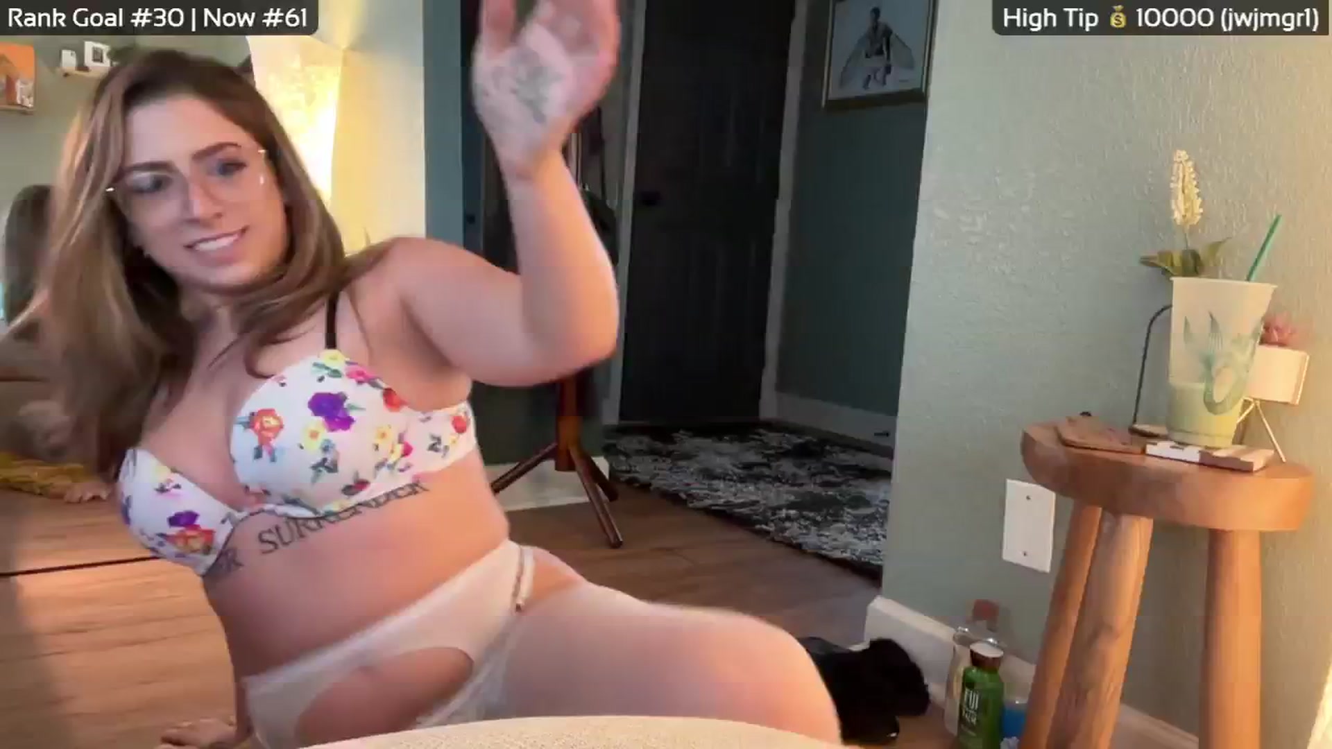 Gallery image thumbnail from Kaitlynnn's myfreecams stream on, 01/02/2026, 20:41 image 11 of 20