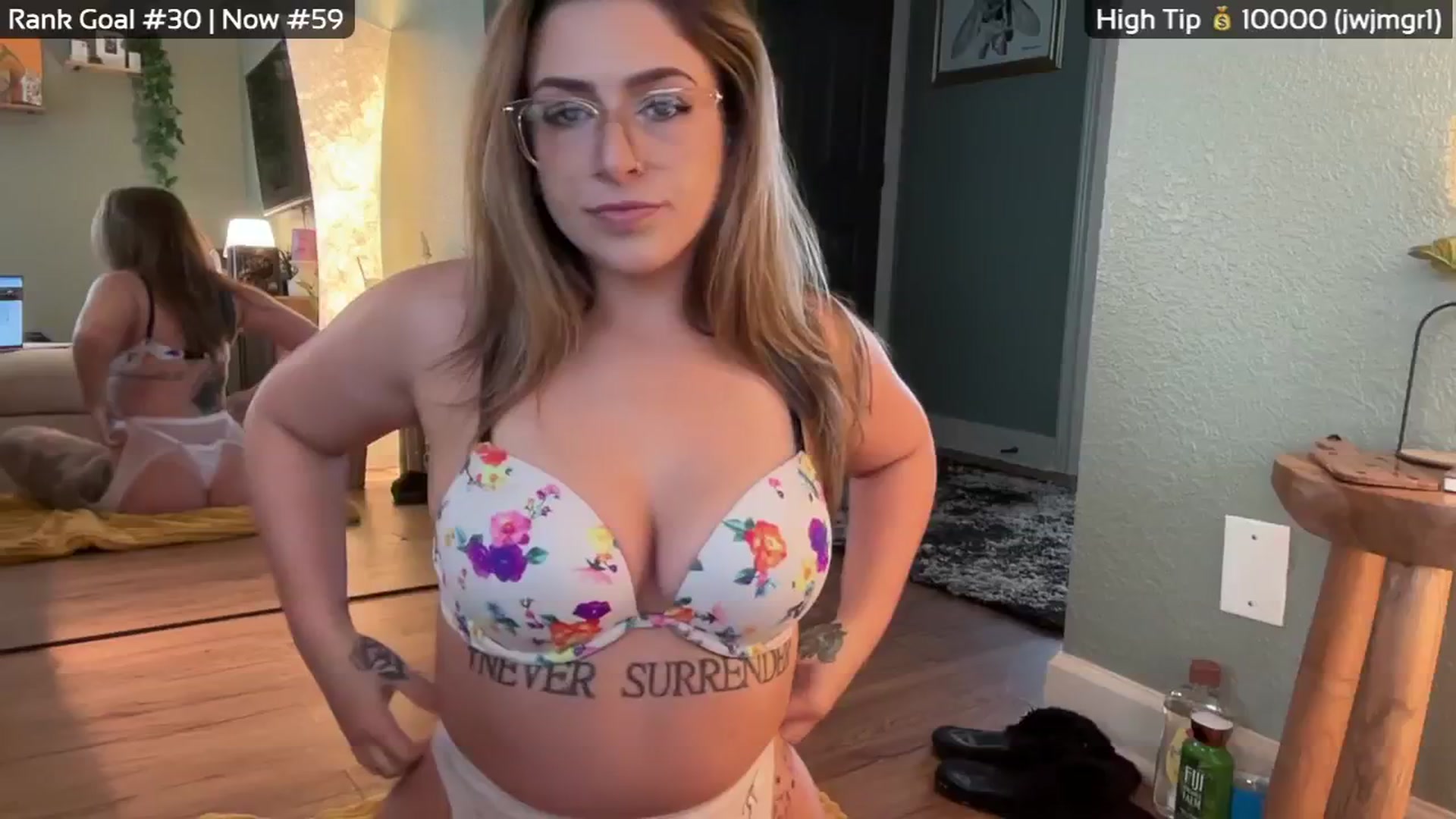Gallery image thumbnail from Kaitlynnn's myfreecams stream on, 01/02/2026, 20:41 image 2 of 20
