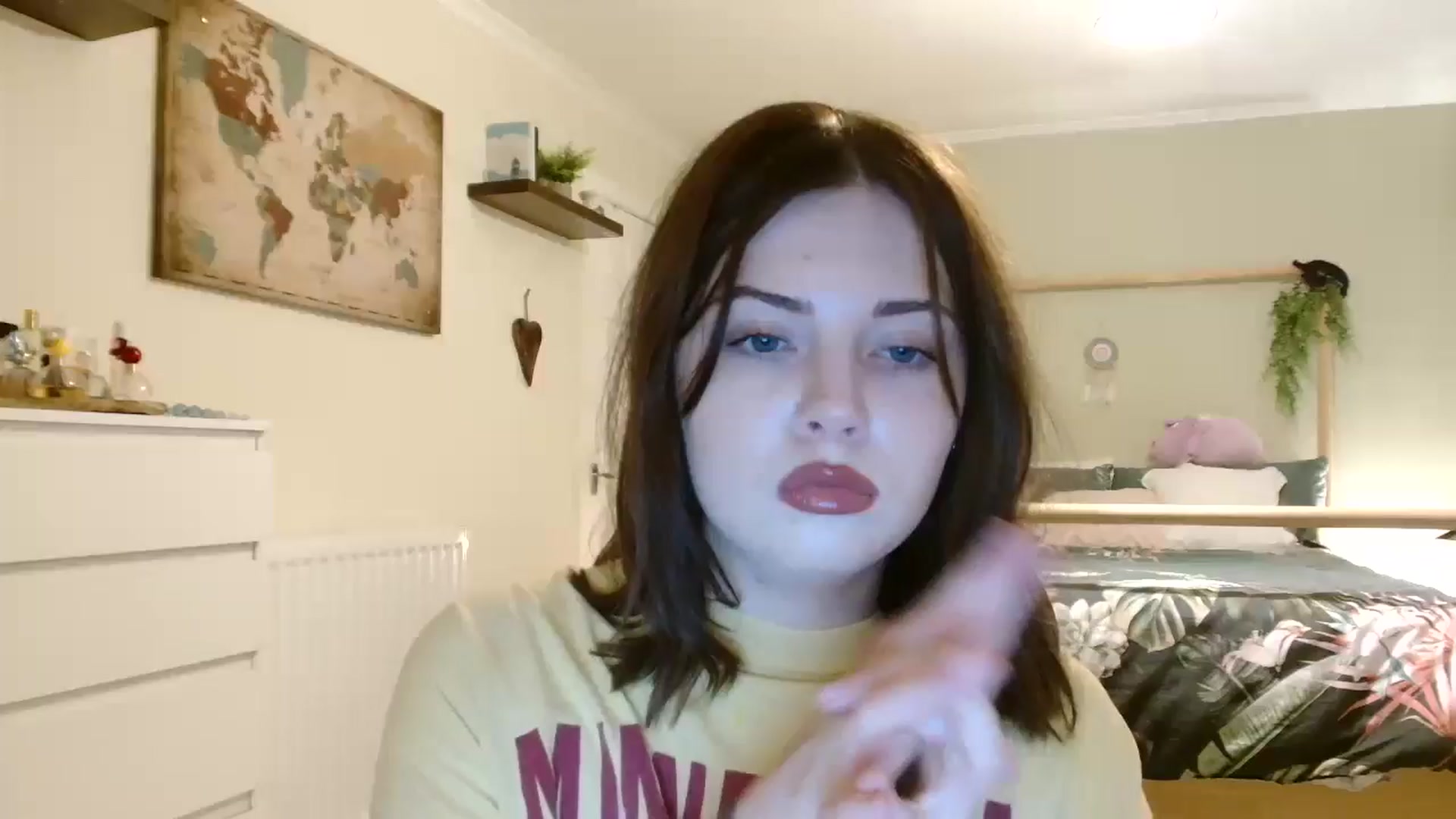 Gallery image thumbnail from Kaitrose's myfreecams stream on, 07/14/2025, 02:22 image 1 of 20