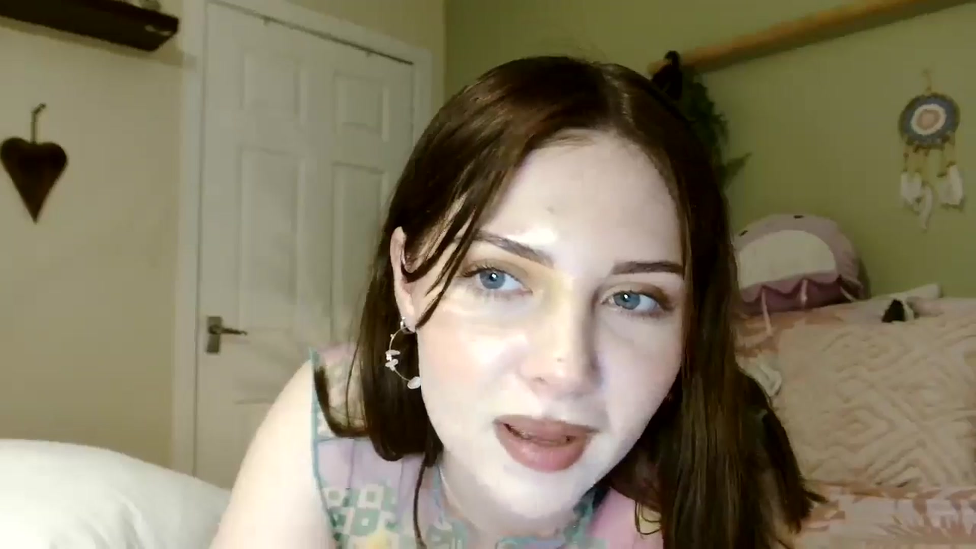 Gallery image thumbnail from Kaitrose's myfreecams stream on, 07/15/2025, 02:10 image 18 of 20