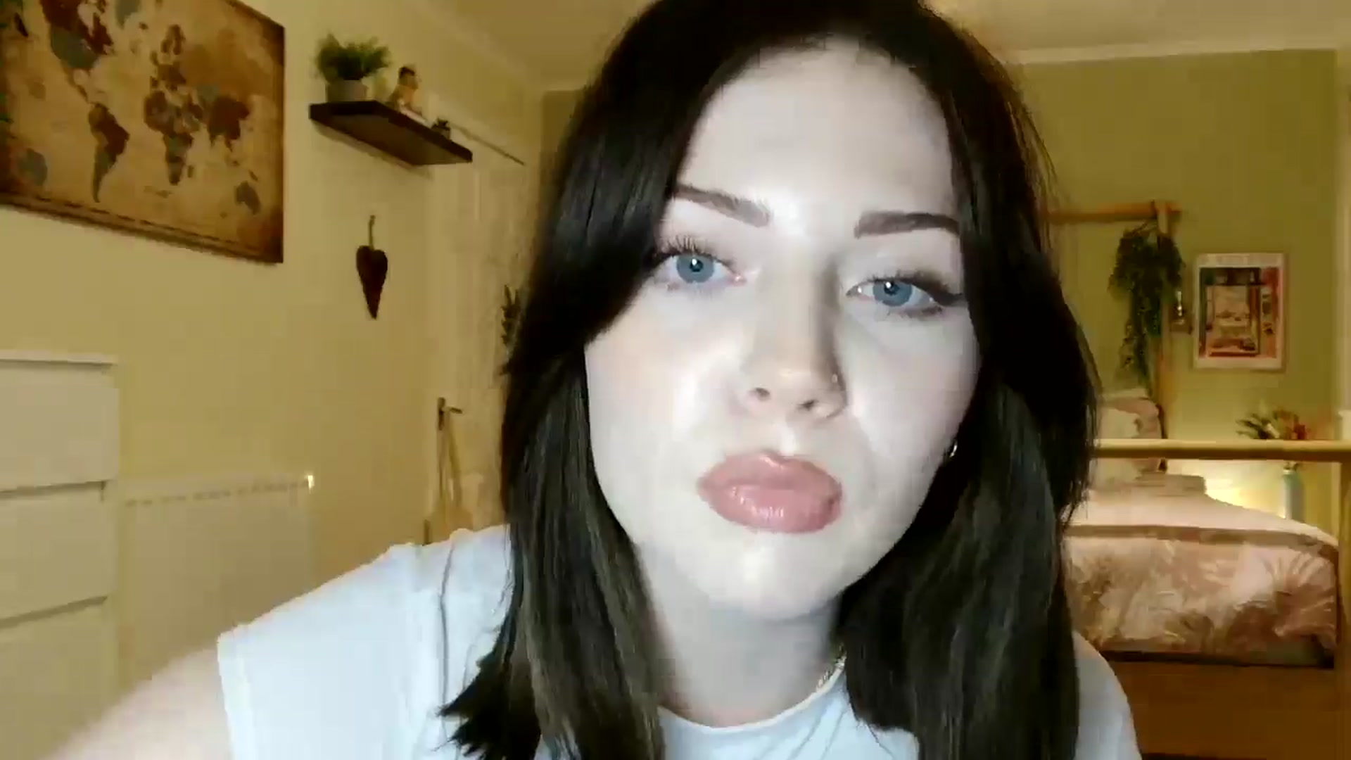 Gallery image thumbnail from Kaitrose's myfreecams stream on, 07/31/2025, 23:09 image 8 of 20