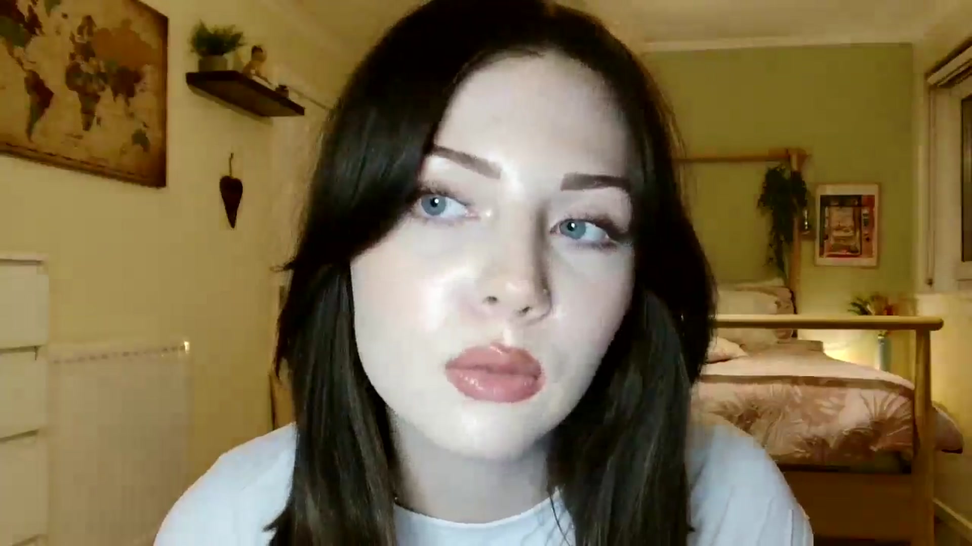 Gallery image thumbnail from Kaitrose's myfreecams stream on, 07/31/2025, 23:09 image 6 of 20