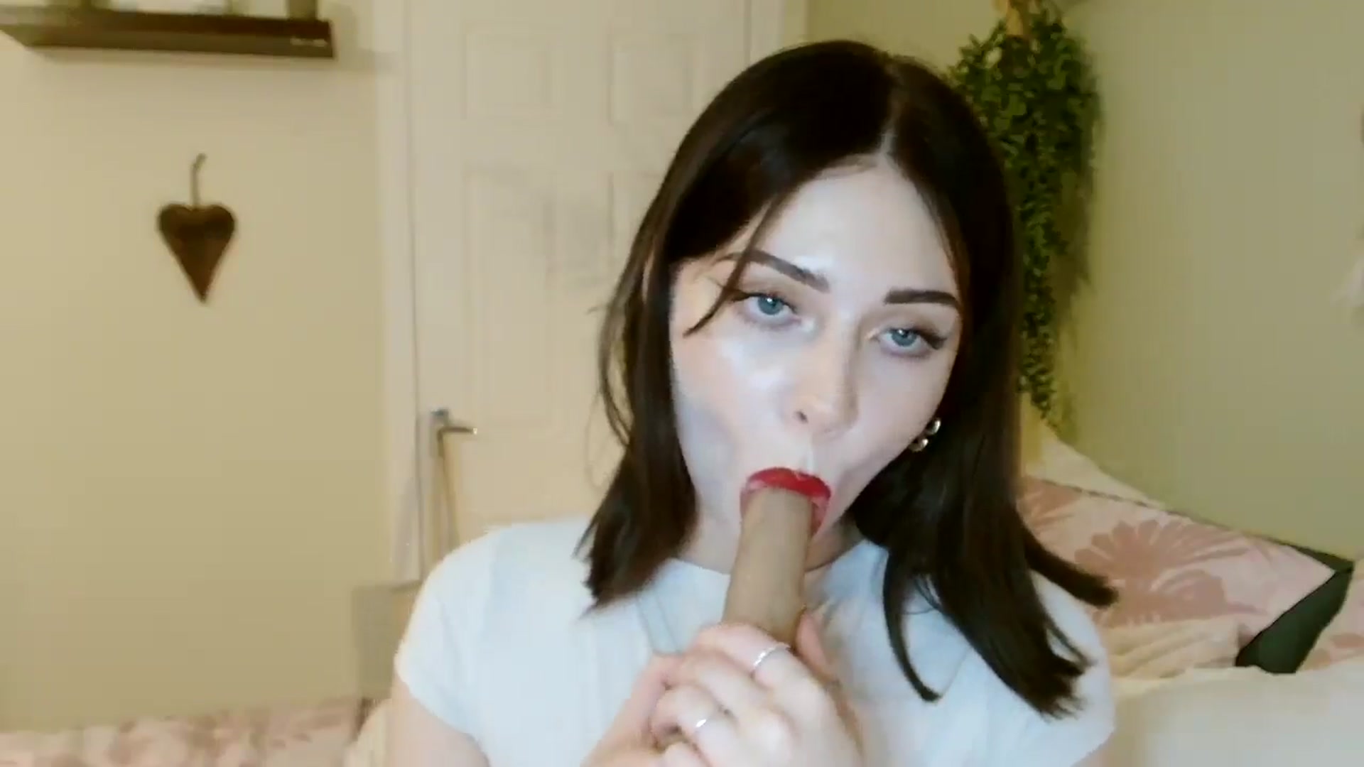 Gallery image thumbnail from Kaitrose's myfreecams stream on, 08/07/2025, 22:11 image 15 of 20
