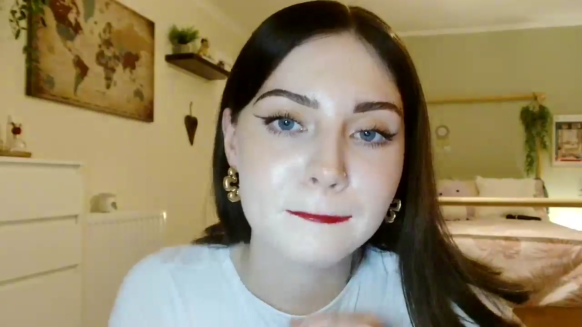 Gallery image thumbnail from Kaitrose's myfreecams stream on, 08/08/2025, 24:00 image 8 of 20