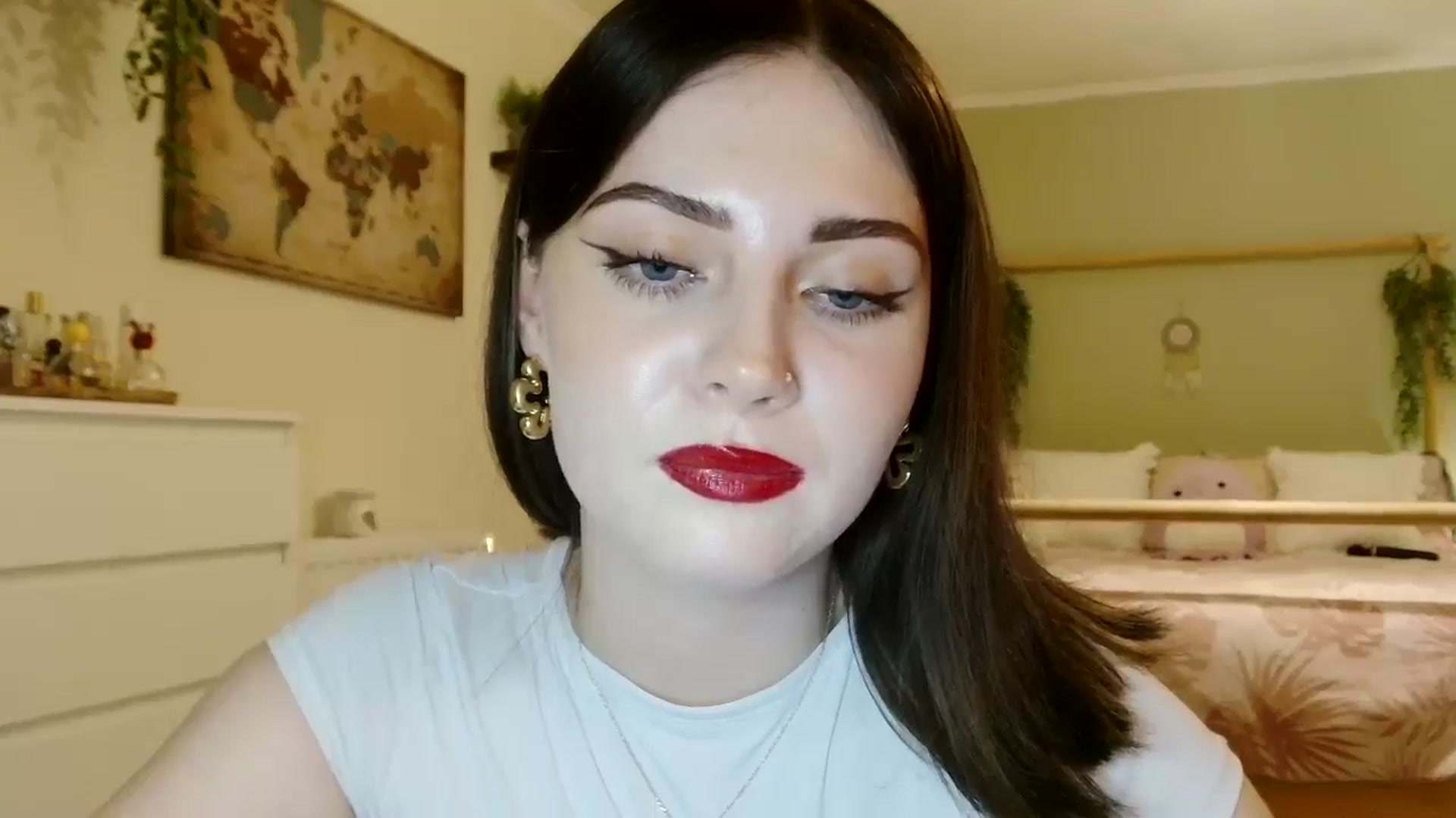 Gallery image thumbnail from Kaitrose's myfreecams stream on, 08/08/2025, 24:00 image 14 of 20