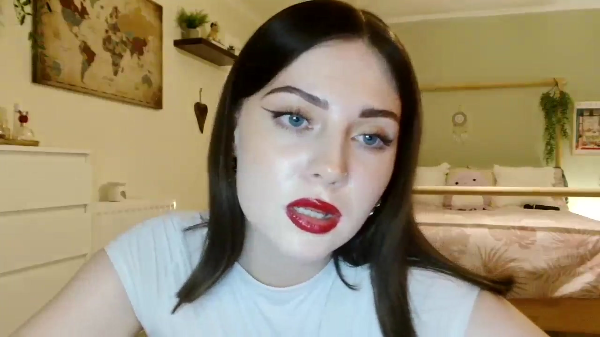 Gallery image thumbnail from Kaitrose's myfreecams stream on, 08/08/2025, 24:00 image 4 of 20