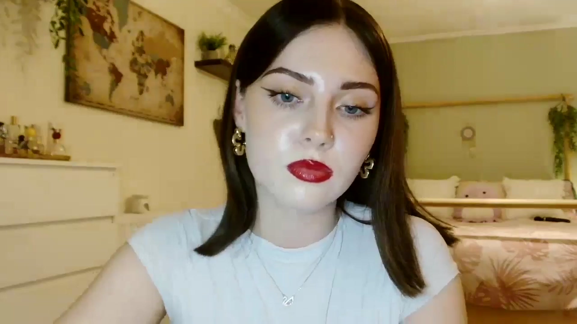 Gallery image thumbnail from Kaitrose's myfreecams stream on, 08/08/2025, 24:00 image 15 of 20