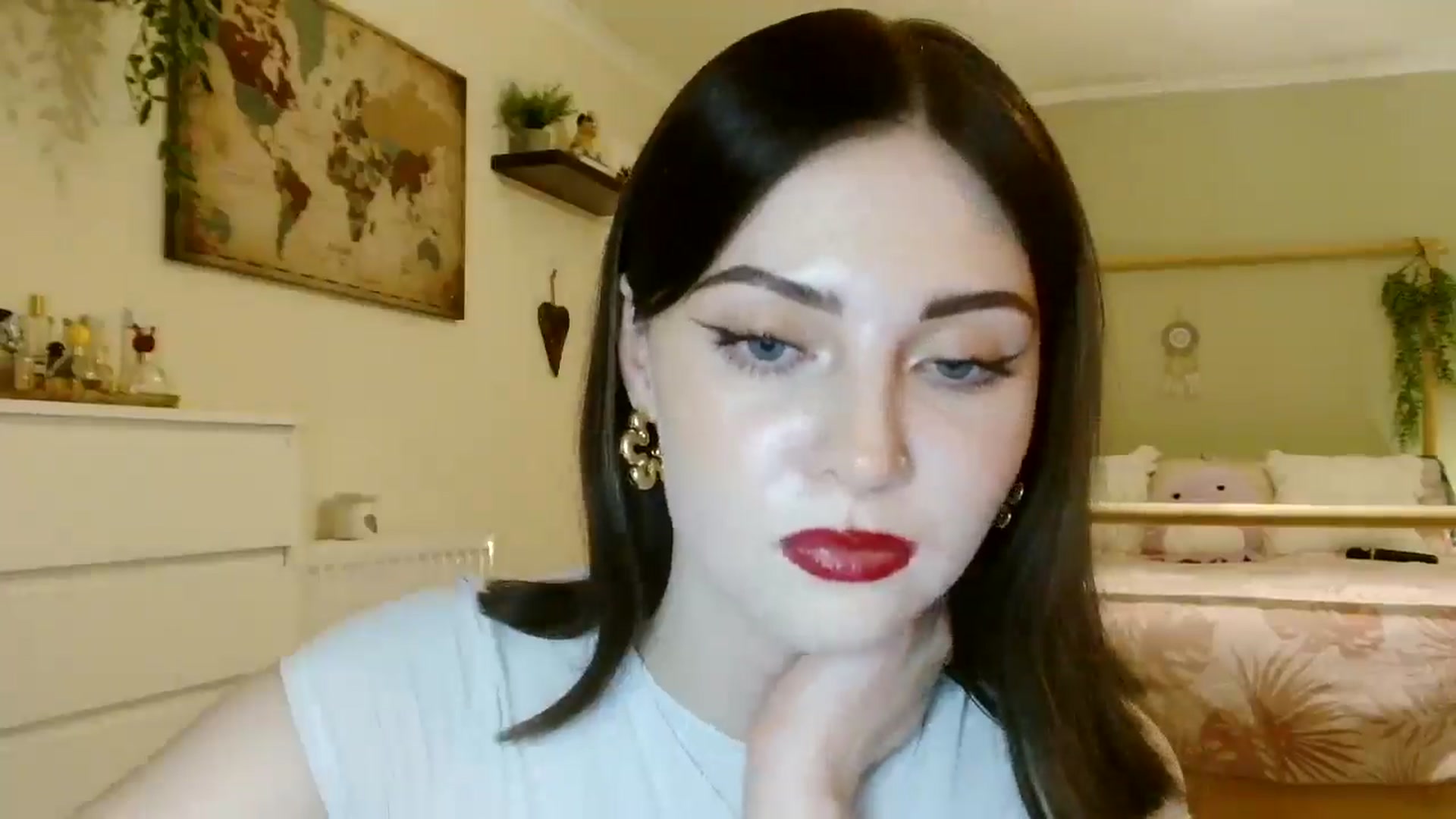 Gallery image thumbnail from Kaitrose's myfreecams stream on, 08/08/2025, 24:00 image 16 of 20