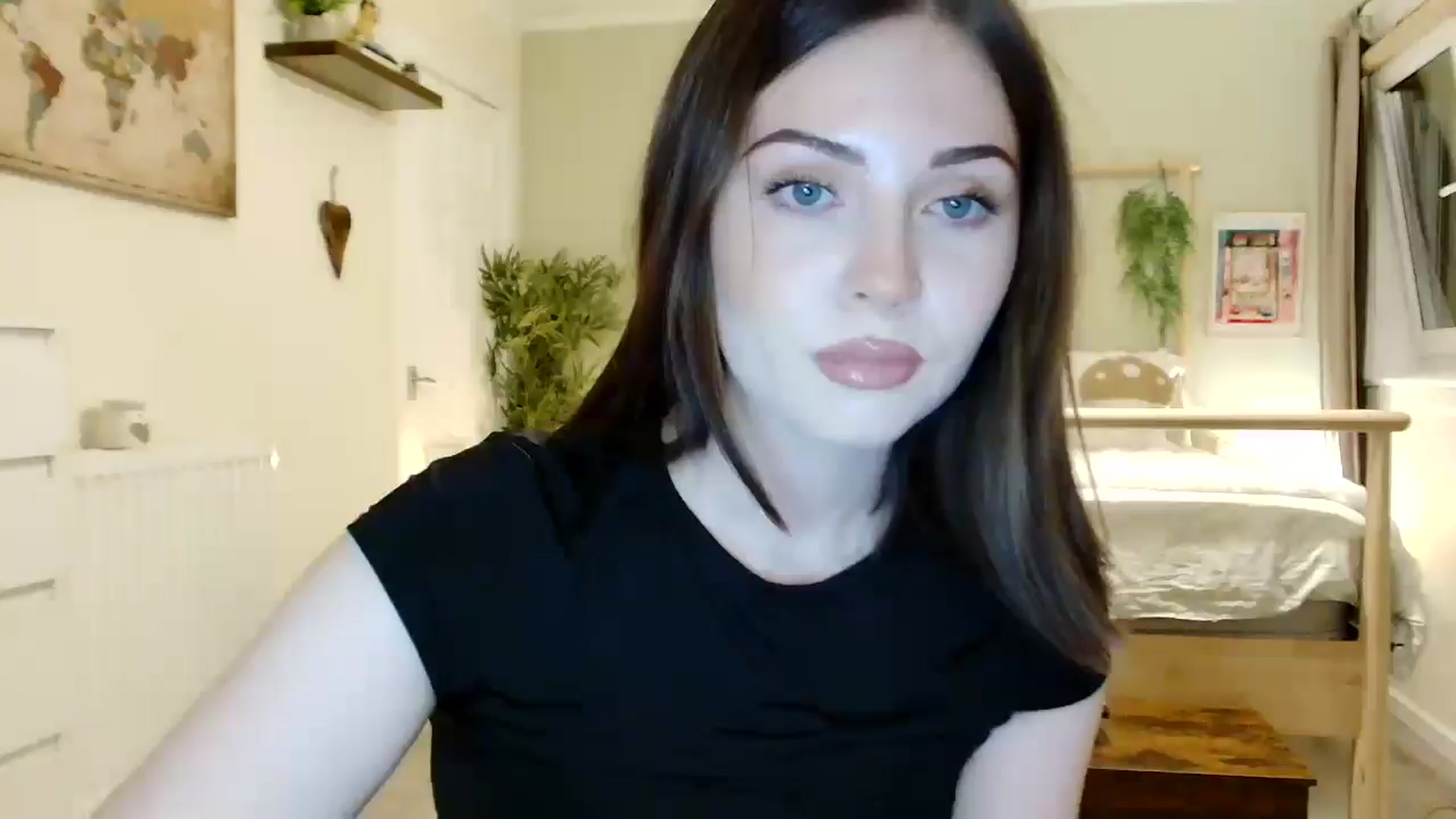 Gallery image thumbnail from Kaitrose's myfreecams stream on, 08/23/2025, 22:19 image 1 of 20