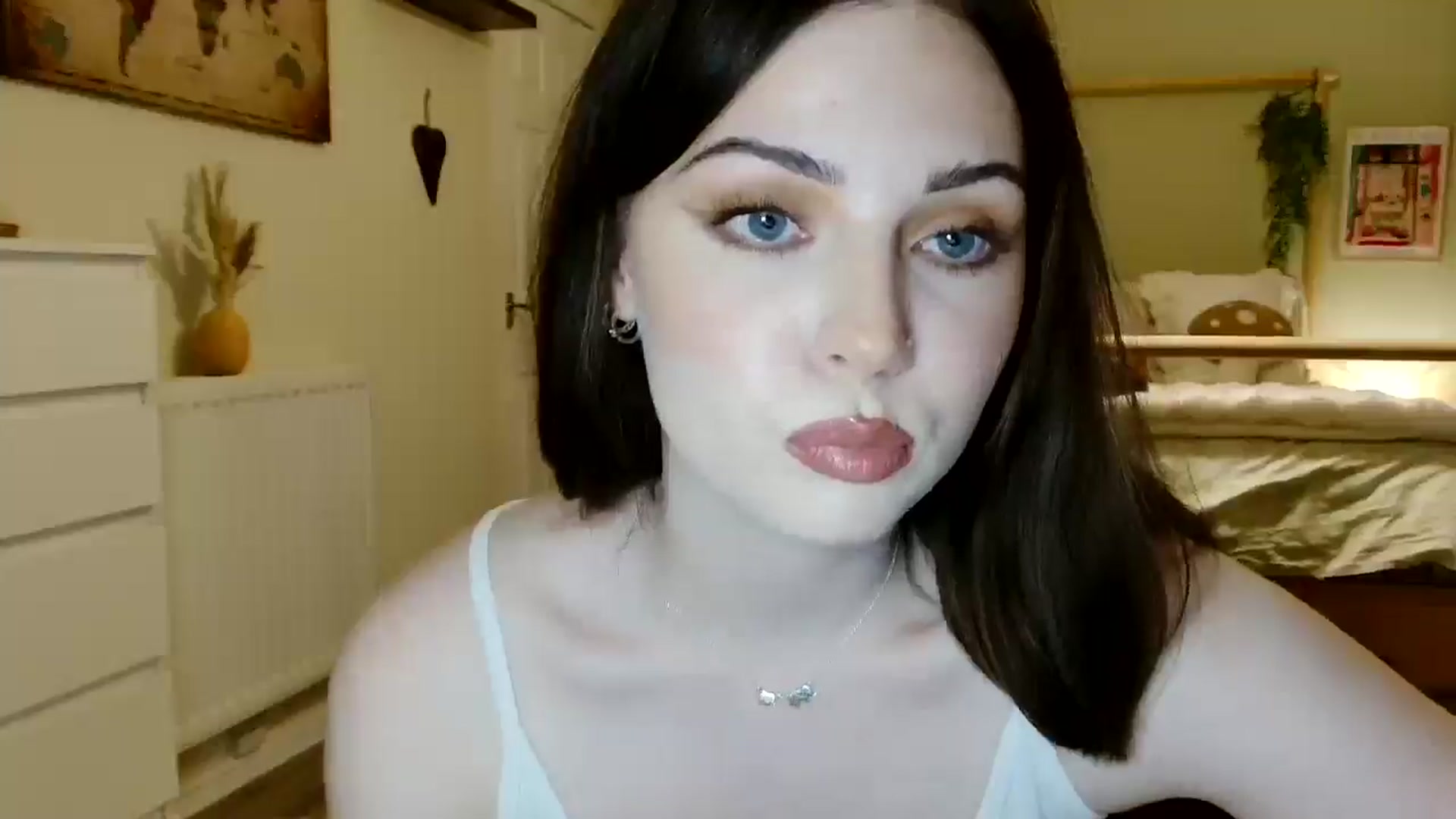 Gallery image thumbnail from Kaitrose's myfreecams stream on, 08/25/2025, 22:25 image 14 of 20