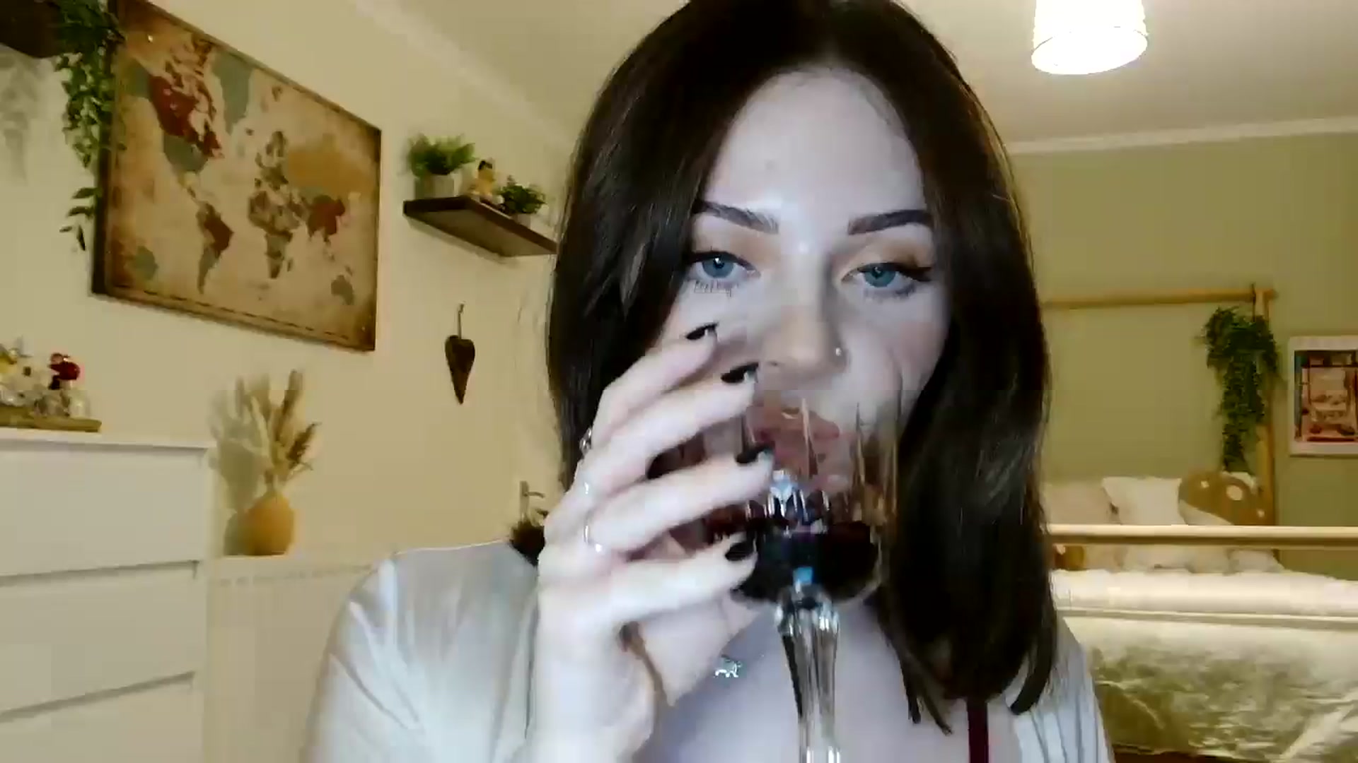 Gallery image thumbnail from Kaitrose's myfreecams stream on, 08/29/2025, 24:03 image 5 of 20