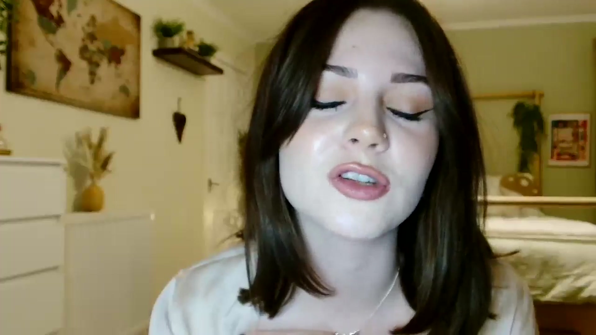 Gallery image thumbnail from Kaitrose's myfreecams stream on, 08/29/2025, 24:03 image 12 of 20