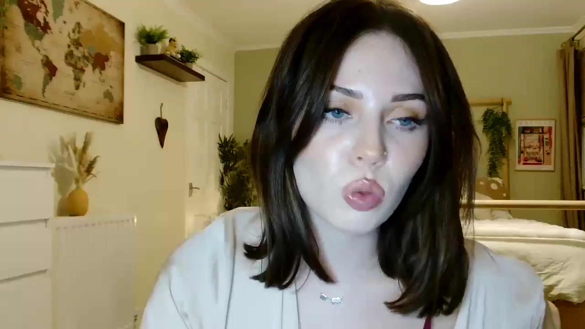 Gallery image thumbnail from Kaitrose's myfreecams stream on, 08/29/2025, 24:14 image 3 of 20